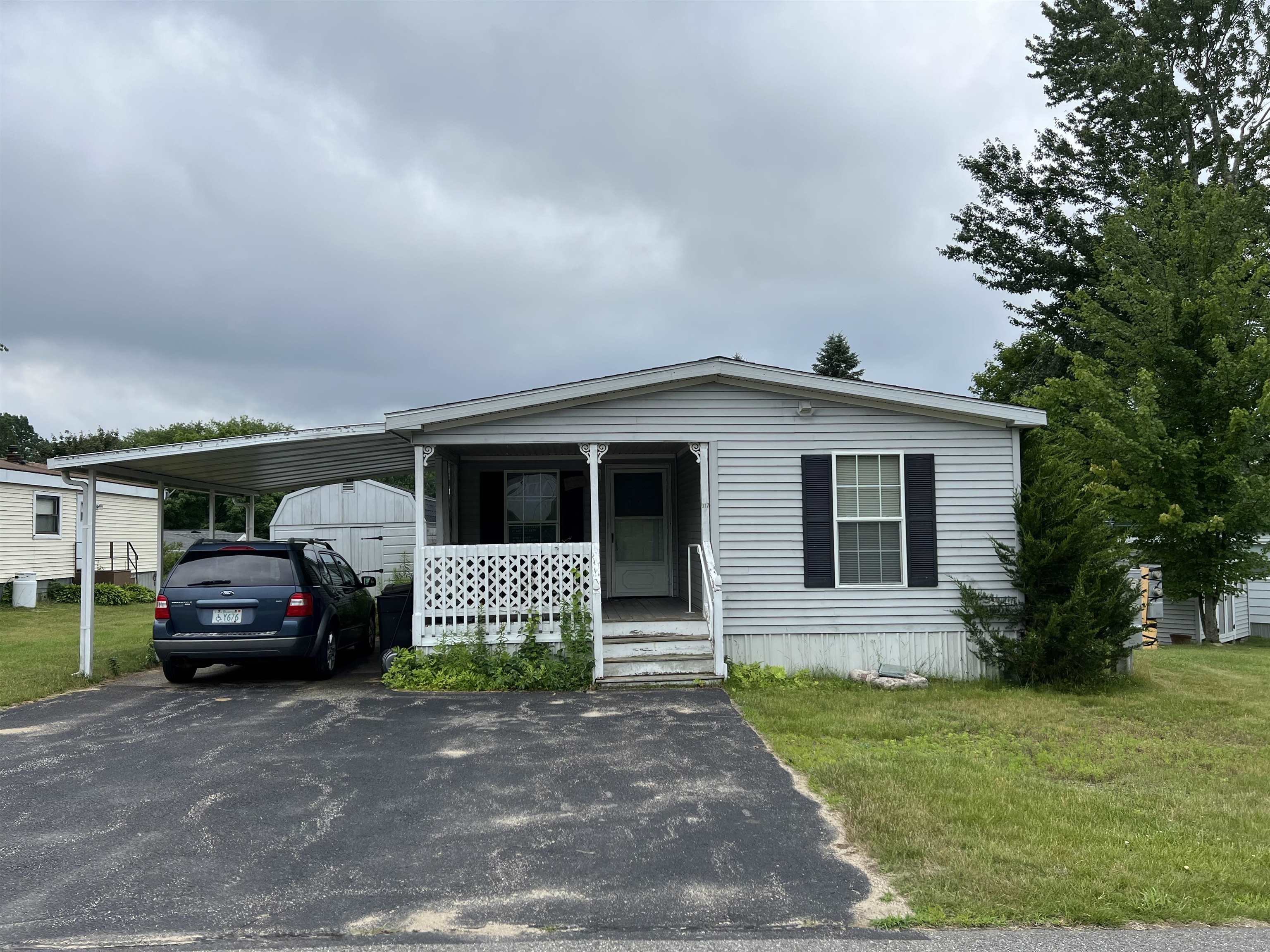 290 Calef Hw #D-17, Epping, NH 03042