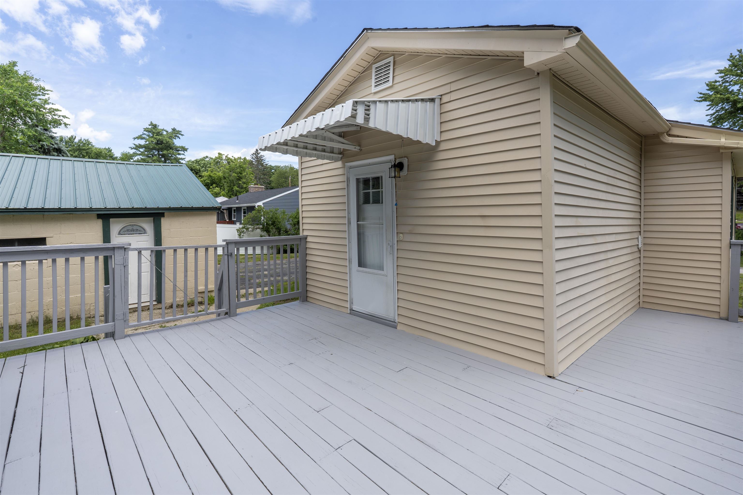 48 Dawson Ave, Manchester, NH 03104