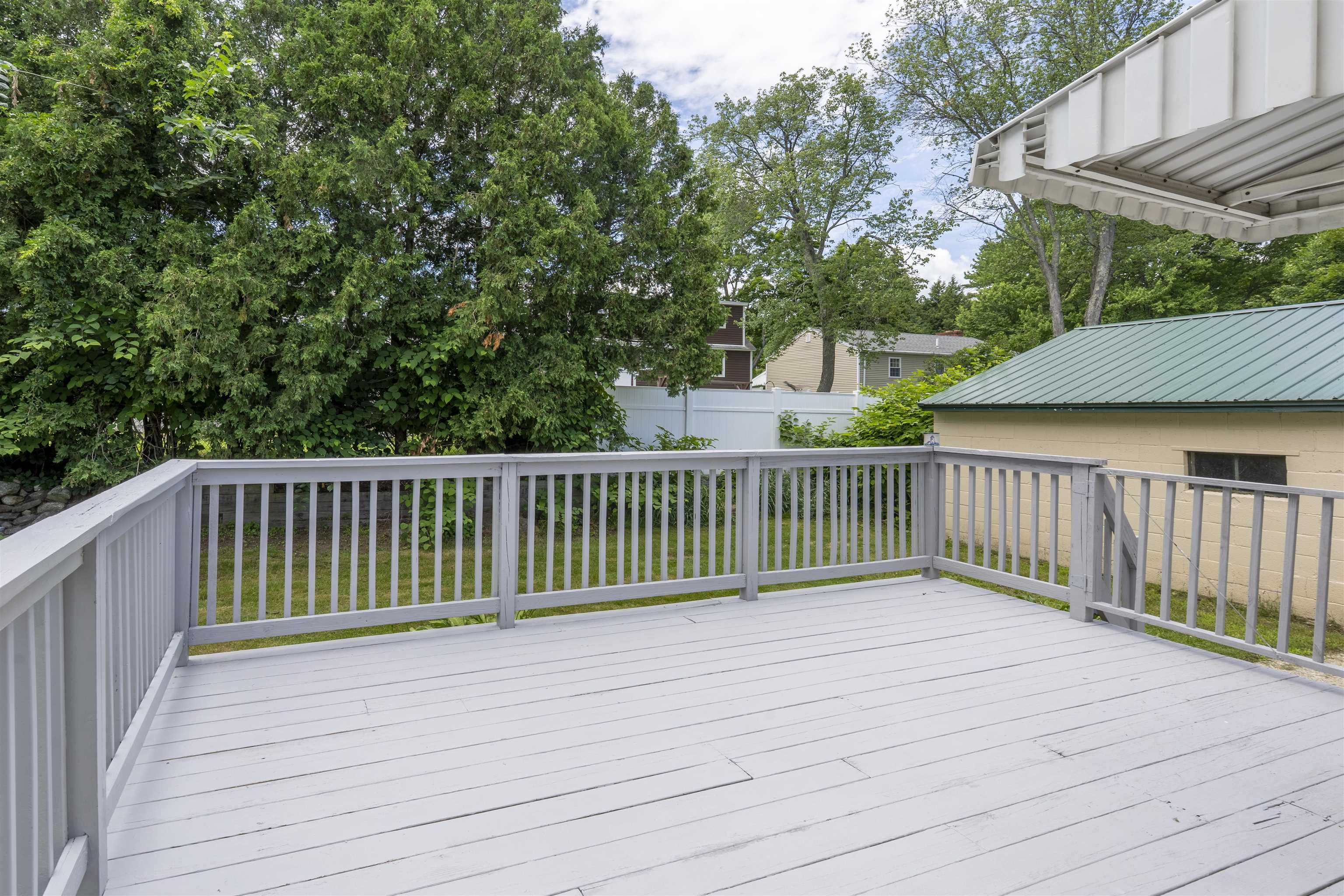 48 Dawson Ave, Manchester, NH 03104