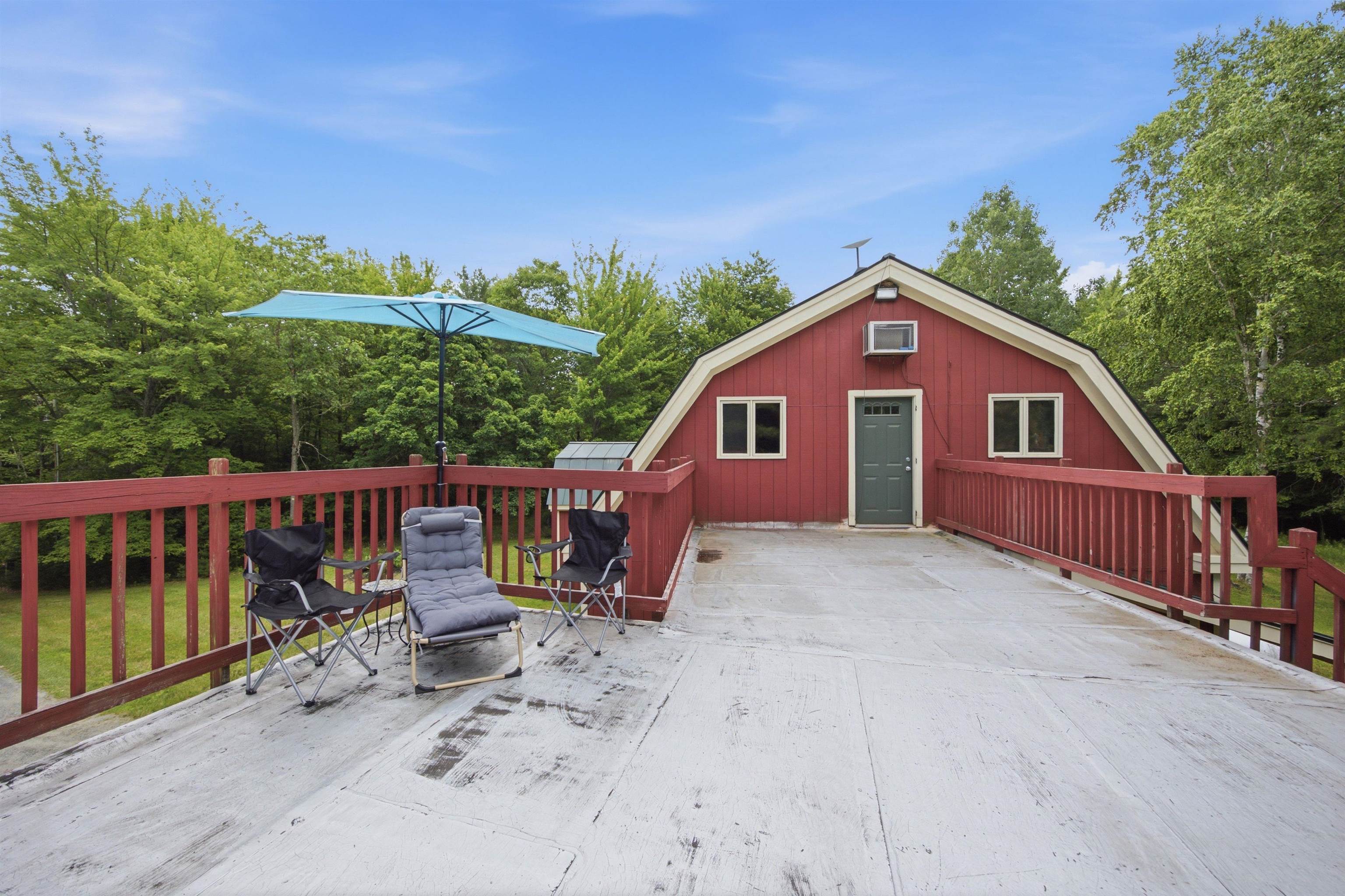 40 James Ln, Haverhill, NH 03780