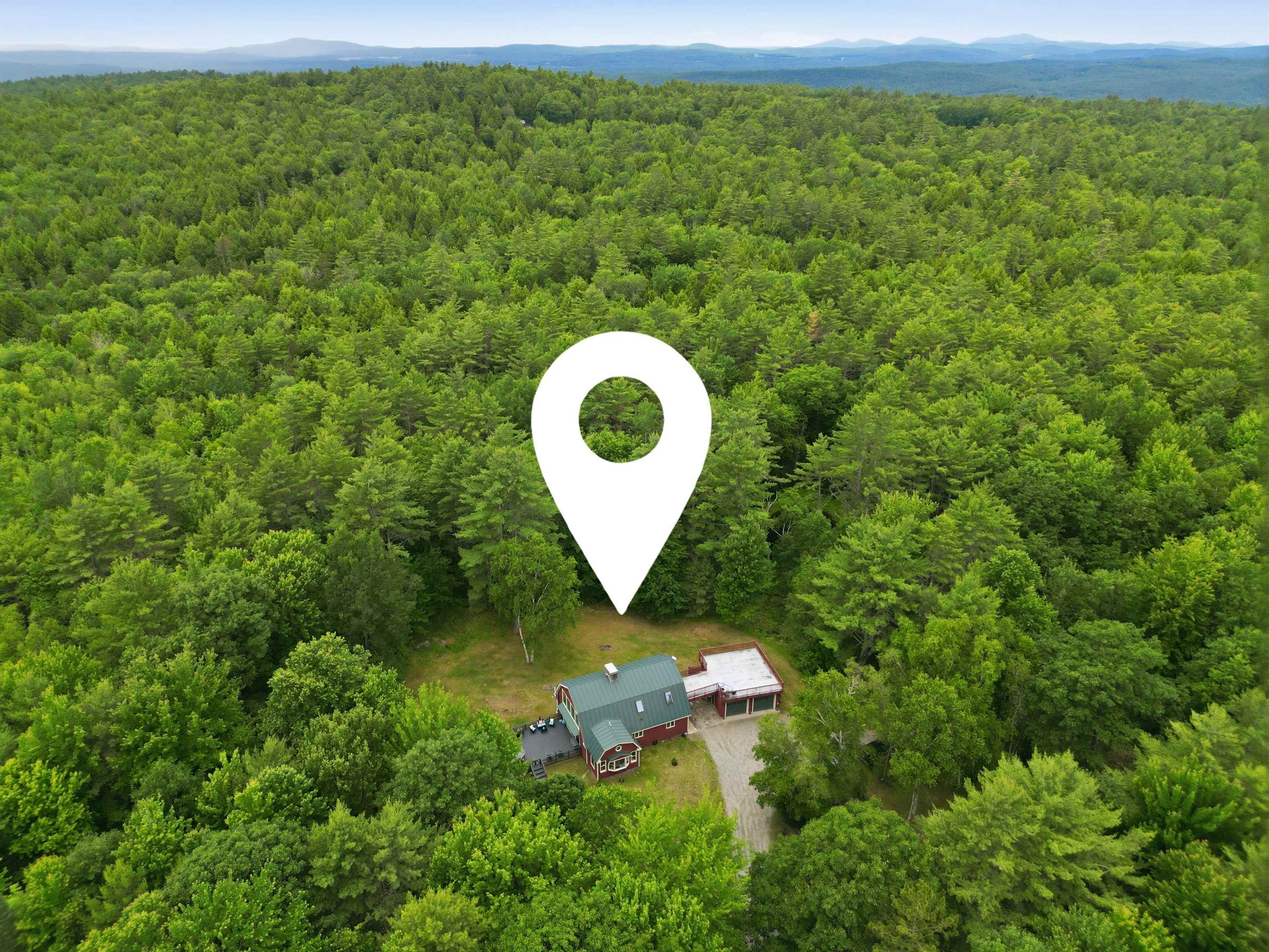 40 James Ln, Haverhill, NH 03780