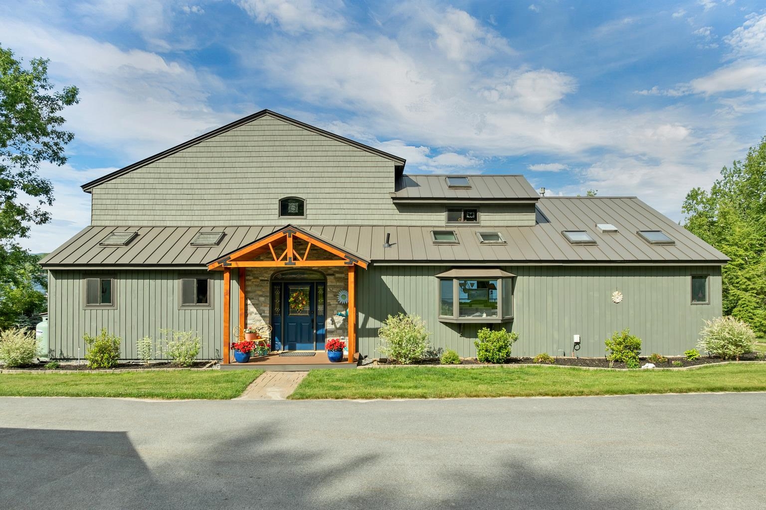 66 Needle Eye Rd, Meredith, NH 03253