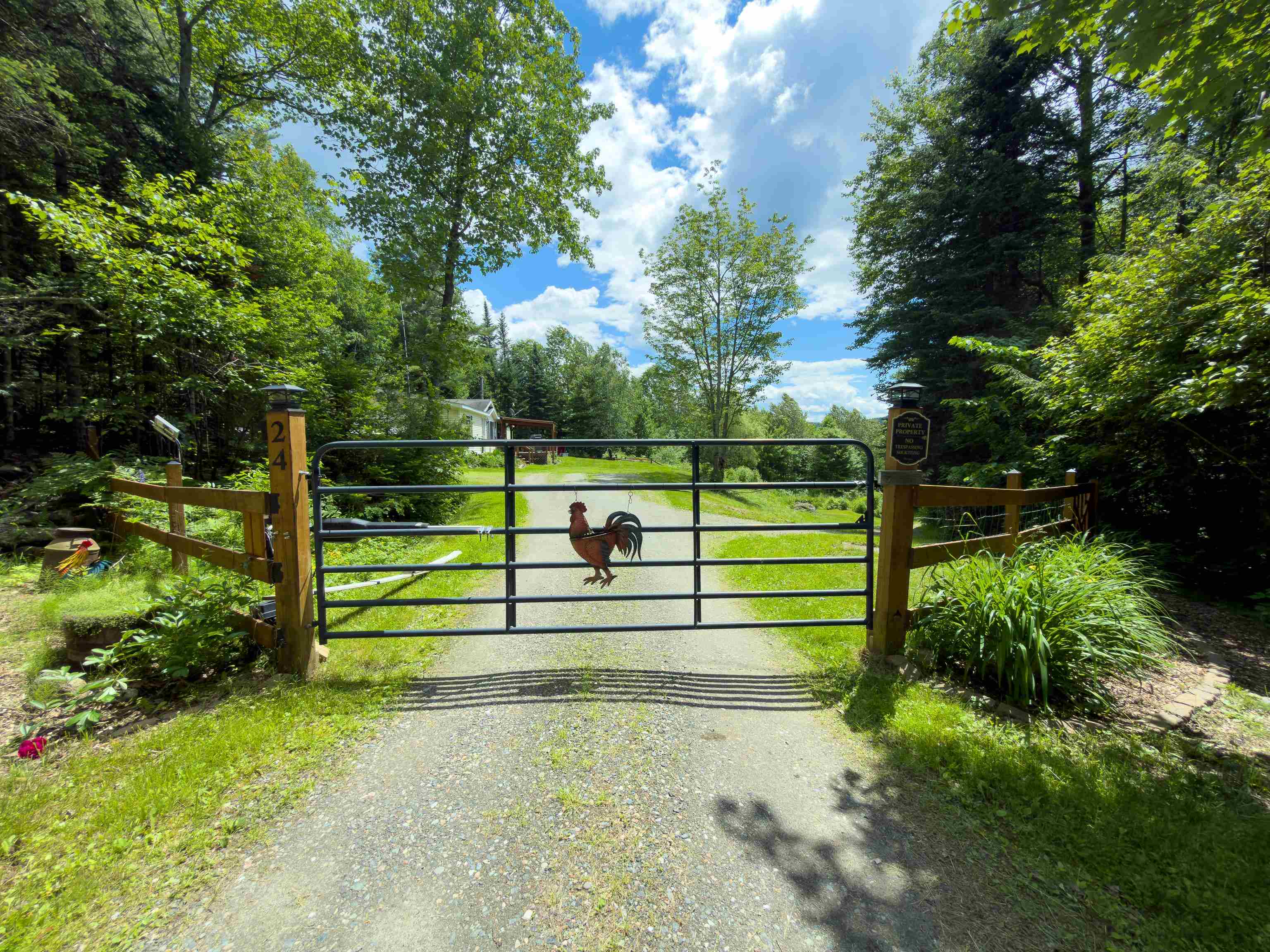 24 Varney Rd, Whitefield, NH 03598