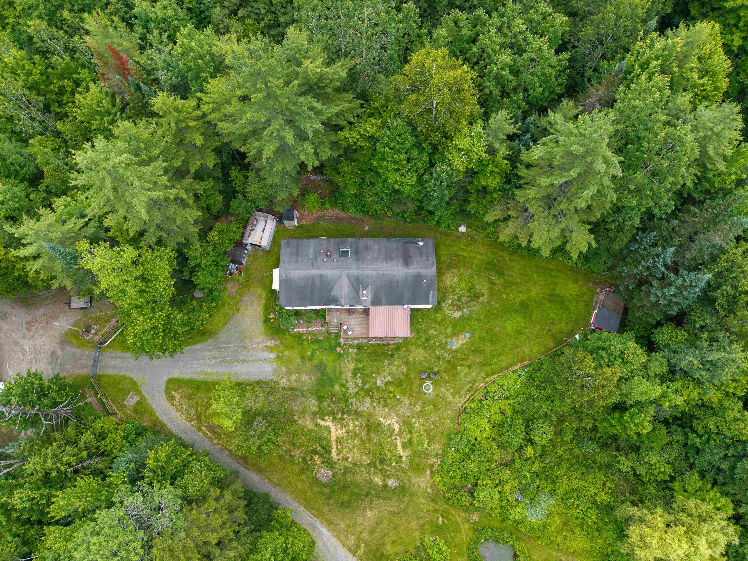 24 Varney Rd, Whitefield, NH 03598