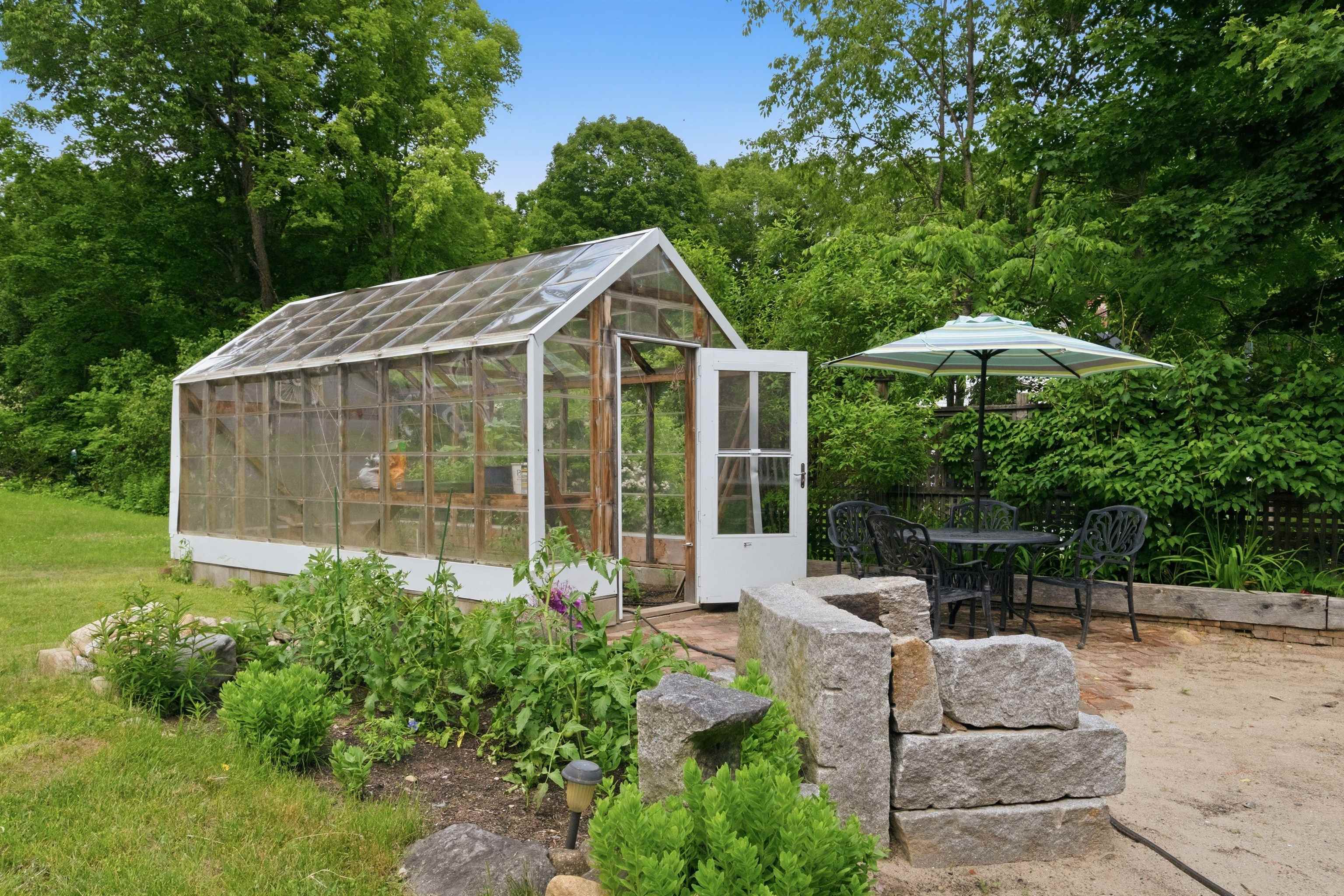 460 Main St, Rumney, NH 03266