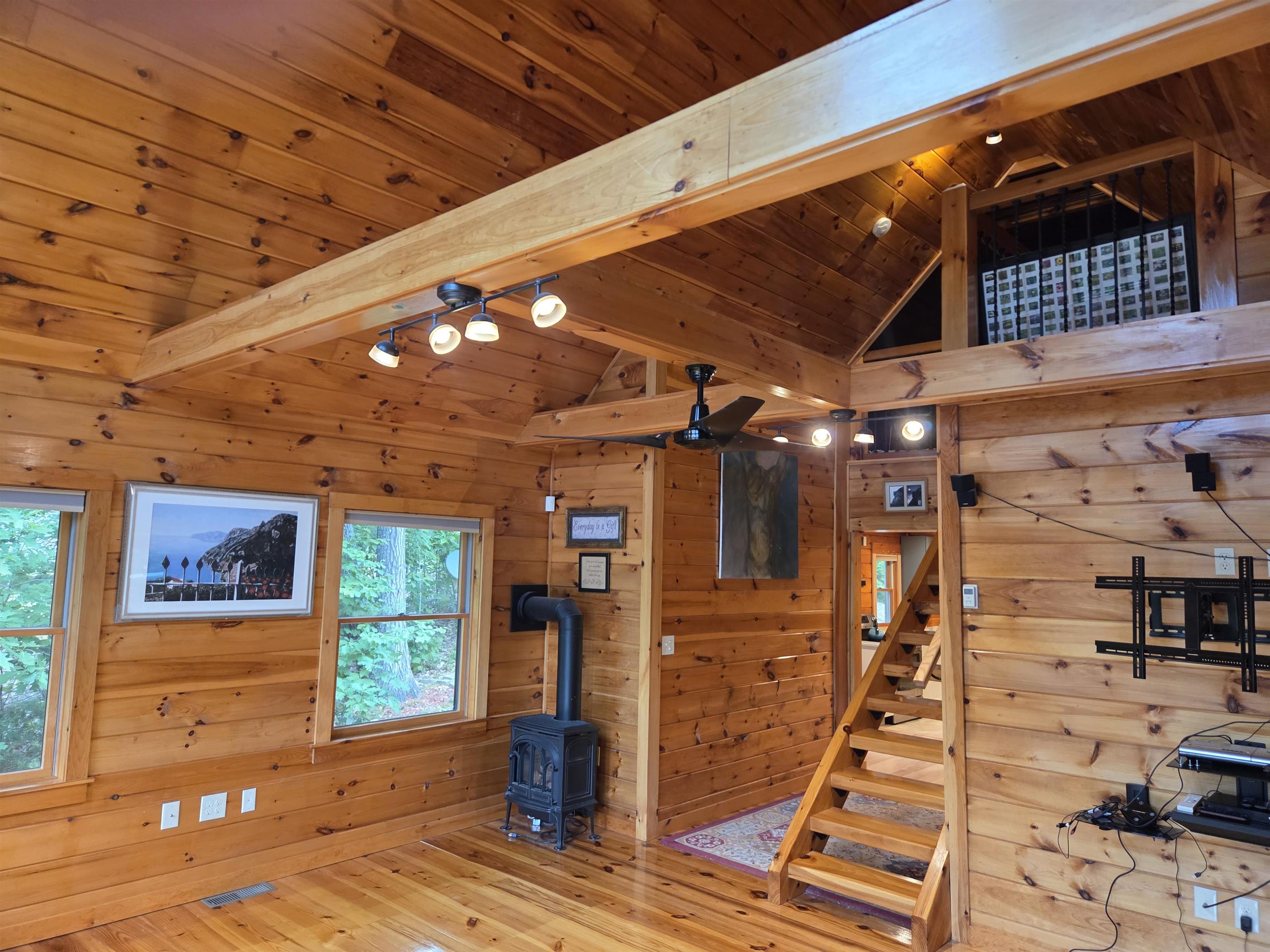 628 Route Nh 132 N St, New Hampton, NH 03256