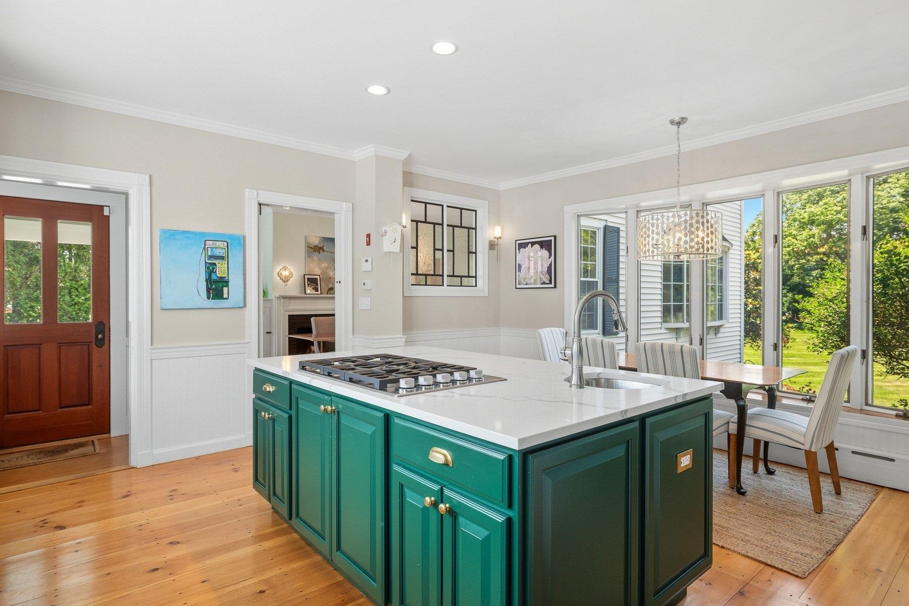 79 Atlantic Ave, North Hampton, NH 03862