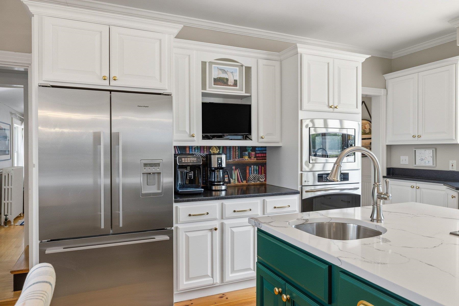 79 Atlantic Ave, North Hampton, NH 03862