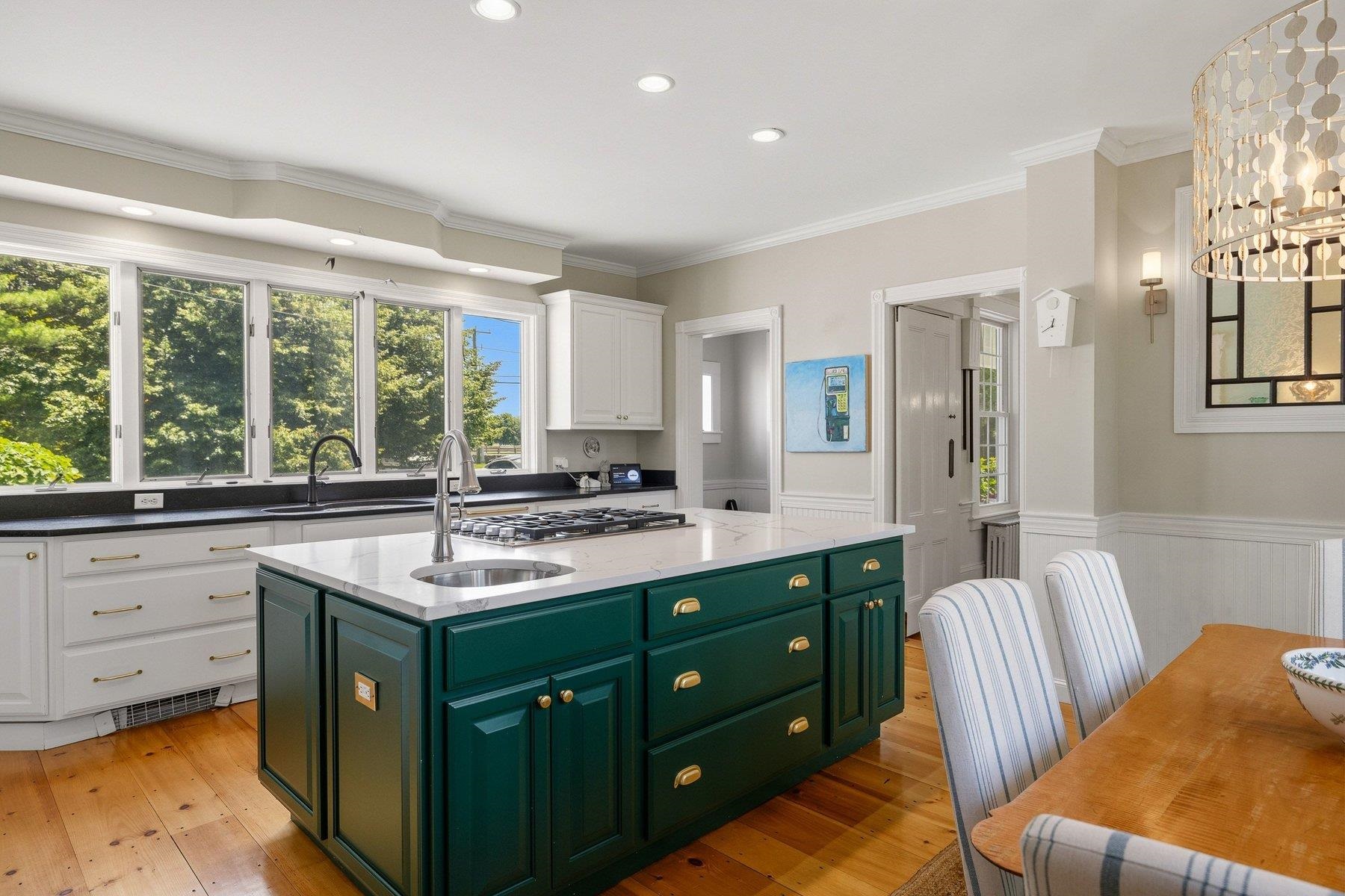 79 Atlantic Ave, North Hampton, NH 03862