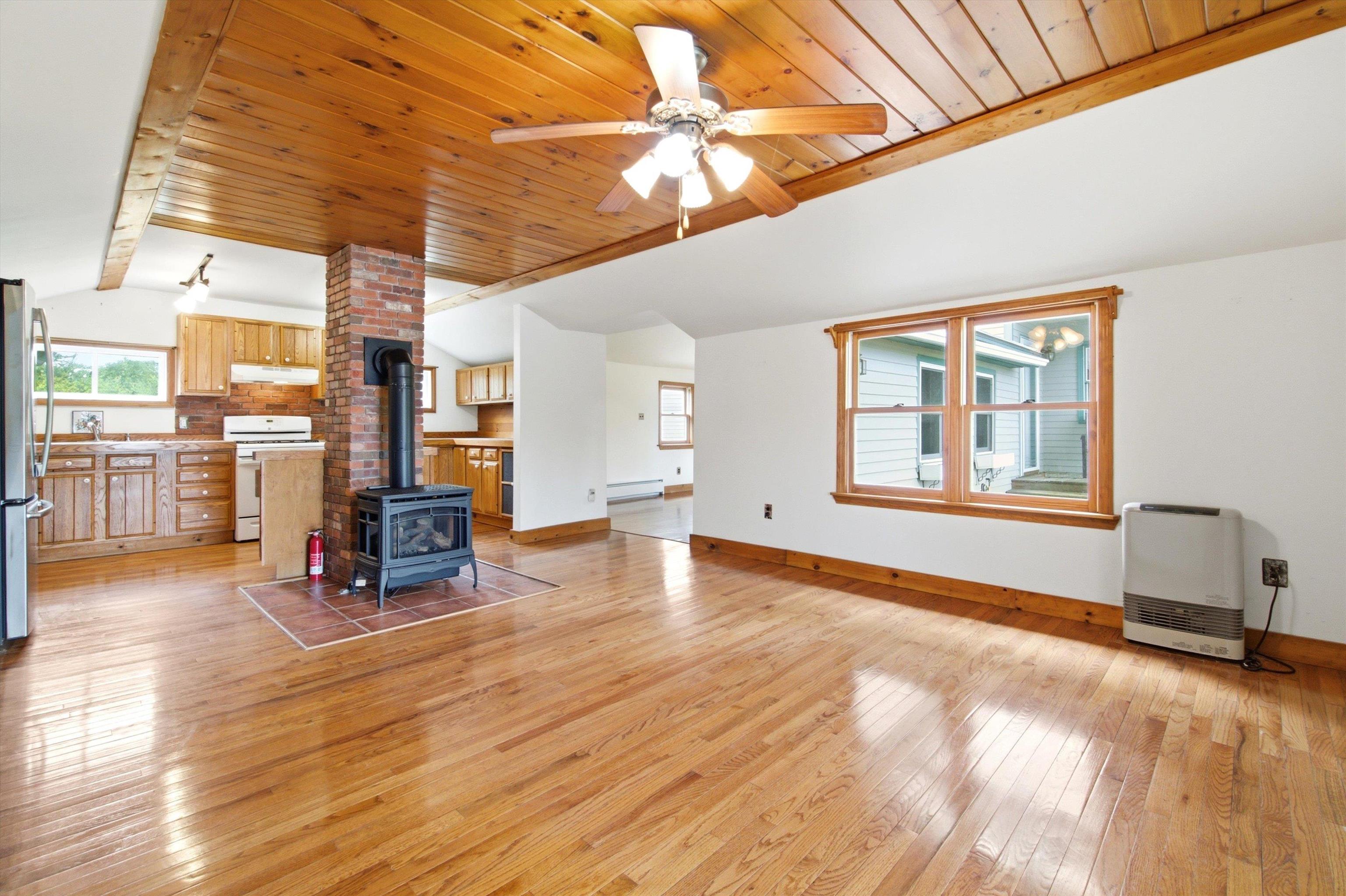 411 Bay Rd, Andover, NH 03216