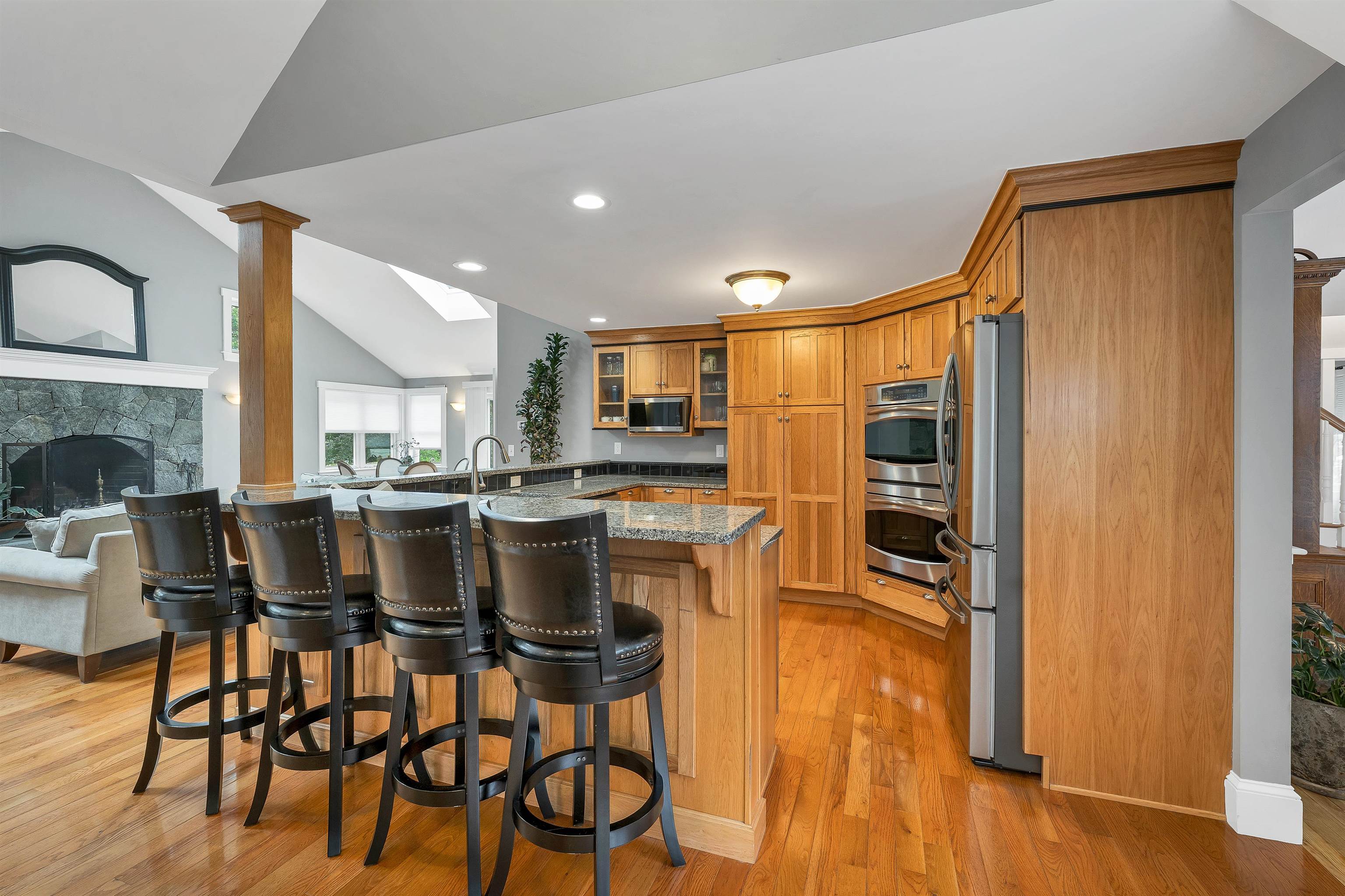 2007 Lafayette Road, Portsmouth, NH photo 2
