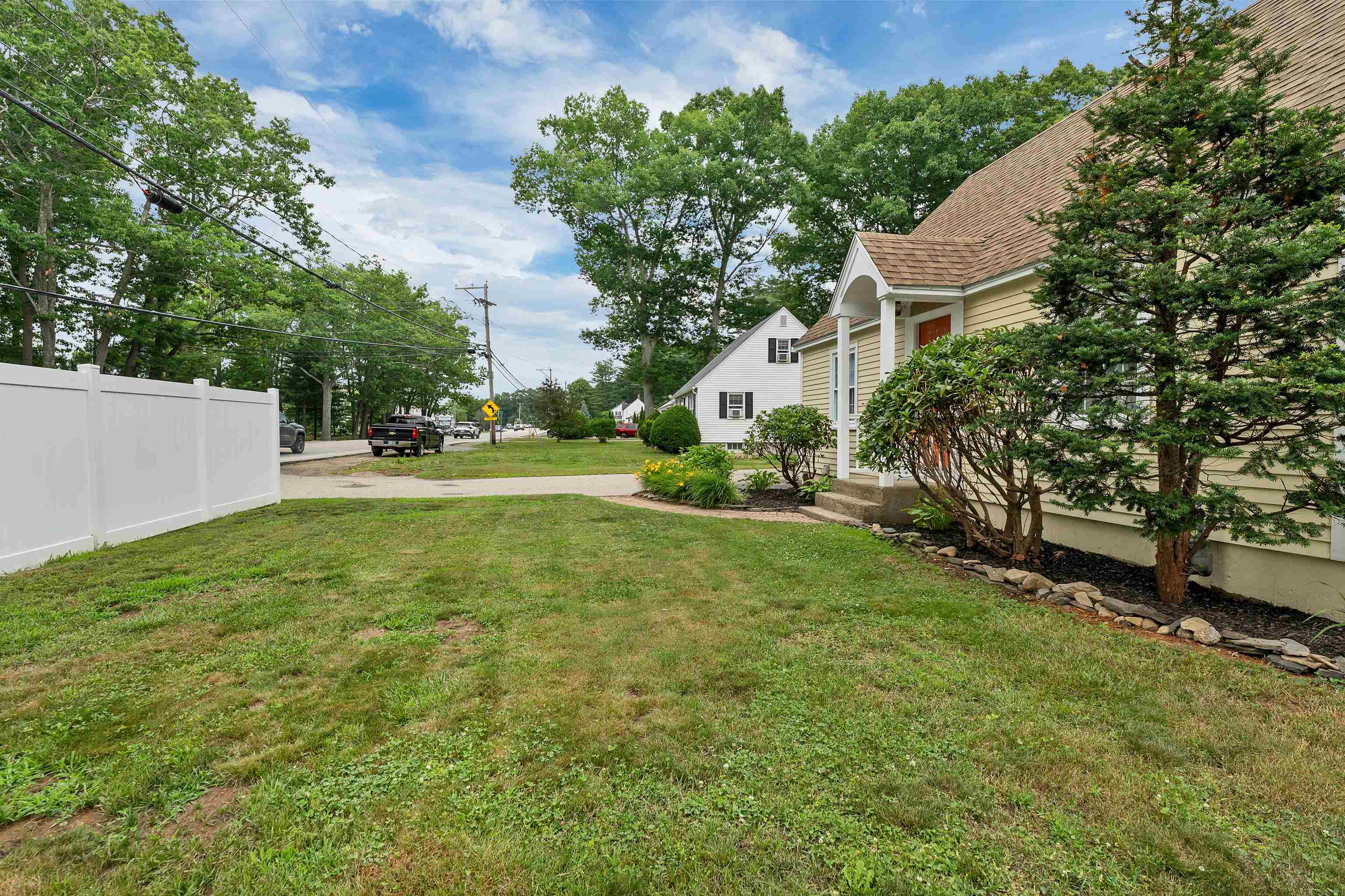 2007 Lafayette Rd, Portsmouth, NH 03801