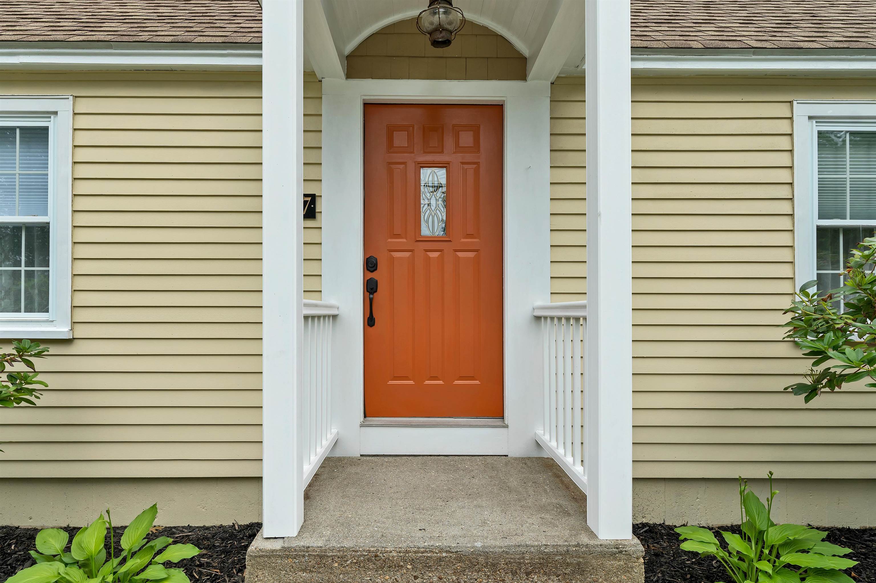 2007 Lafayette Rd, Portsmouth, NH 03801