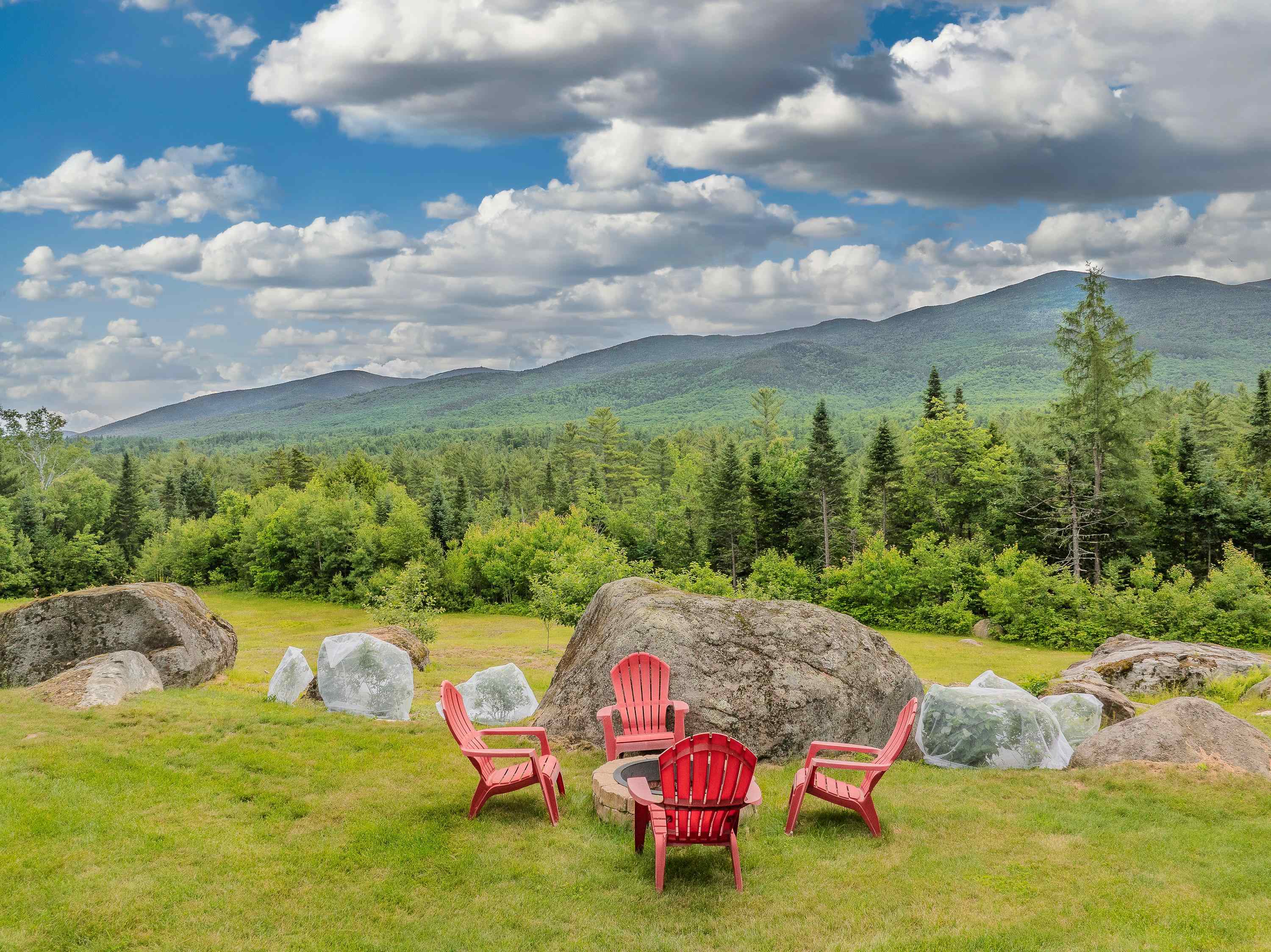 701 Easton Valley Rd, Easton, NH 03580