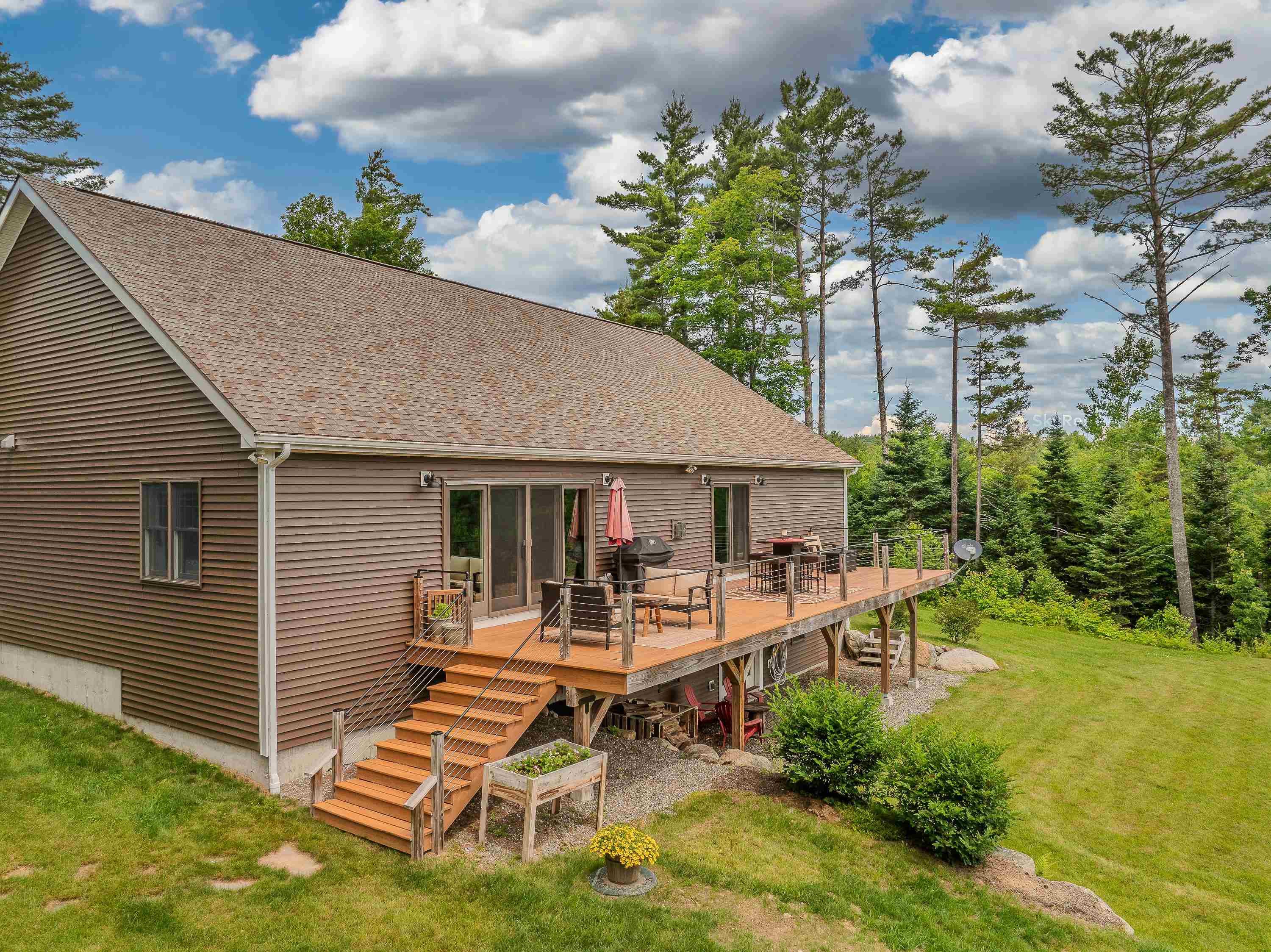 701 Easton Valley Rd, Easton, NH 03580