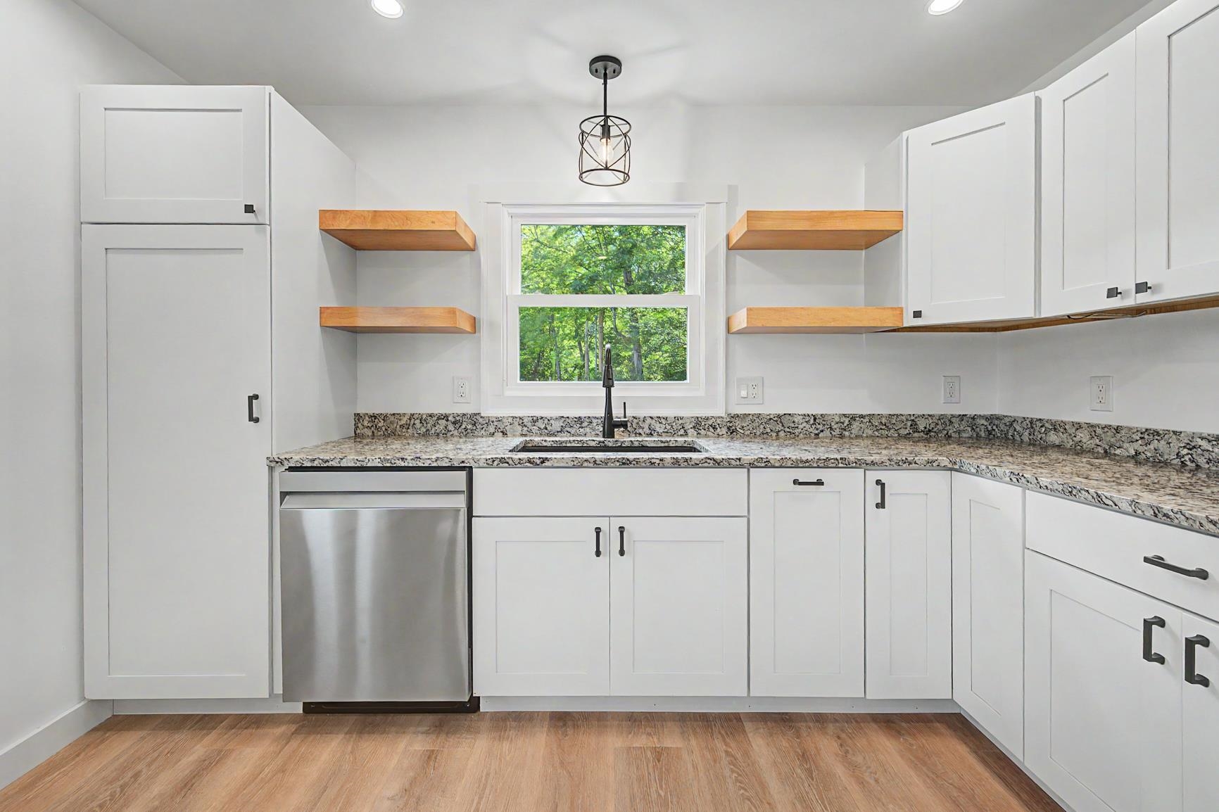 144 Main St, Andover, NH 03216