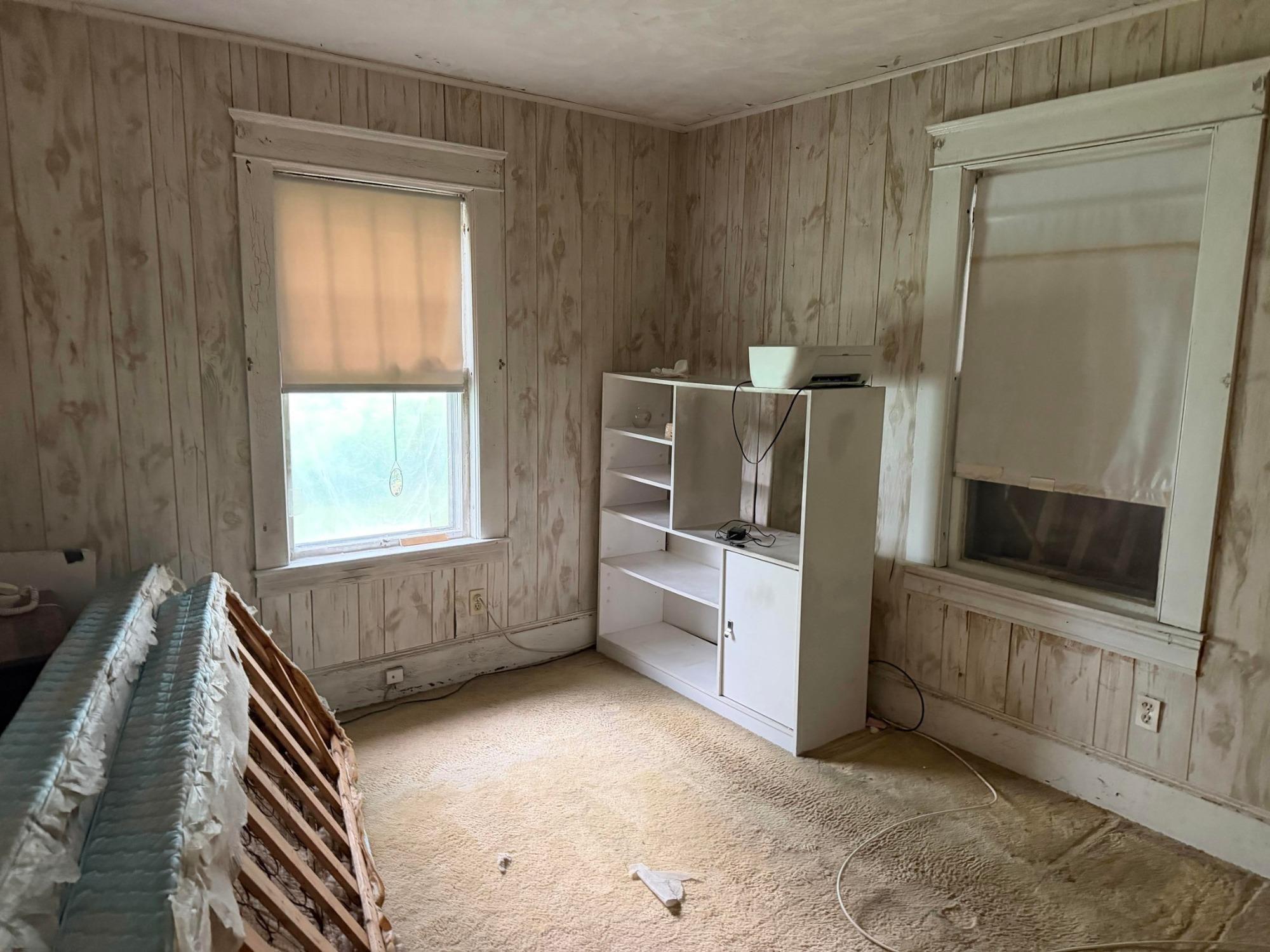 28 Merrimack St, Hudson, NH 03051