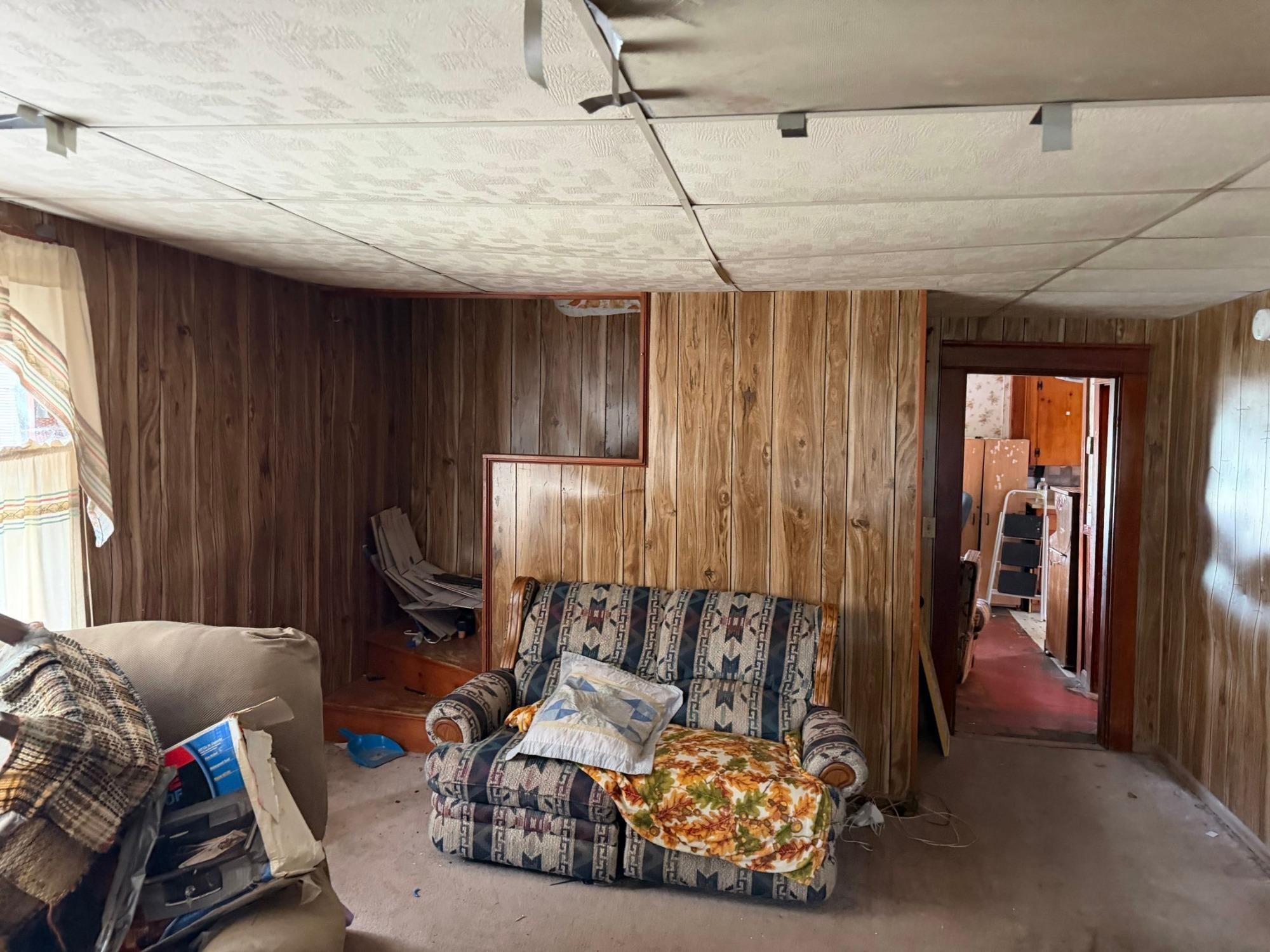 28 Merrimack St, Hudson, NH 03051