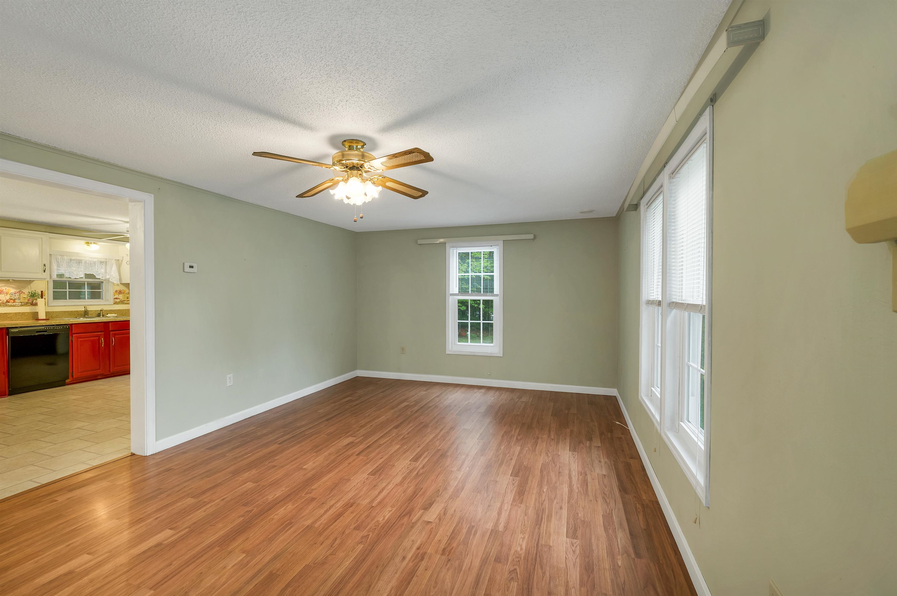 40 Hamlin Ct, Laconia, NH 03246