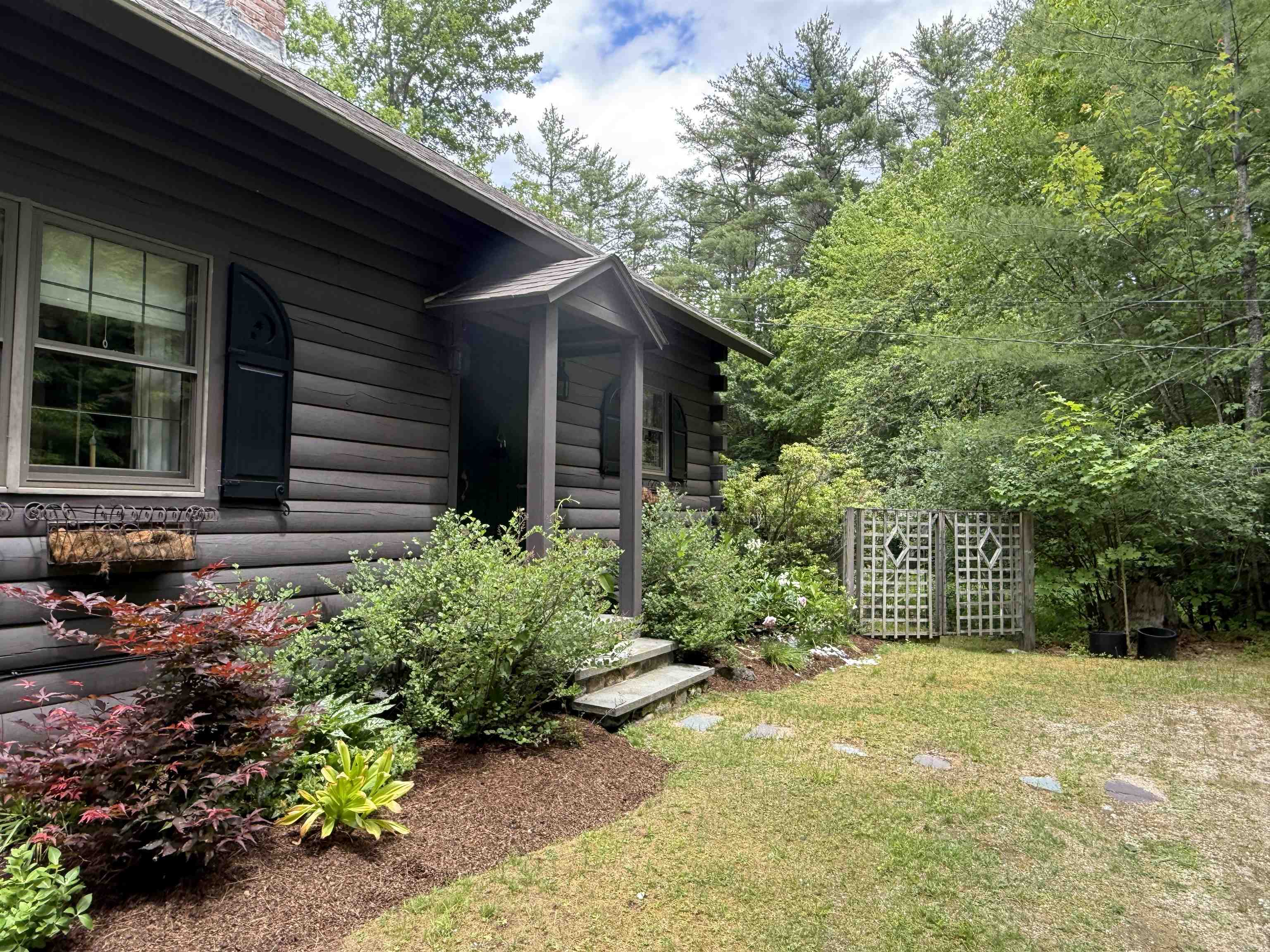 38 Old Jaffrey Rd, Rindge, NH 03461