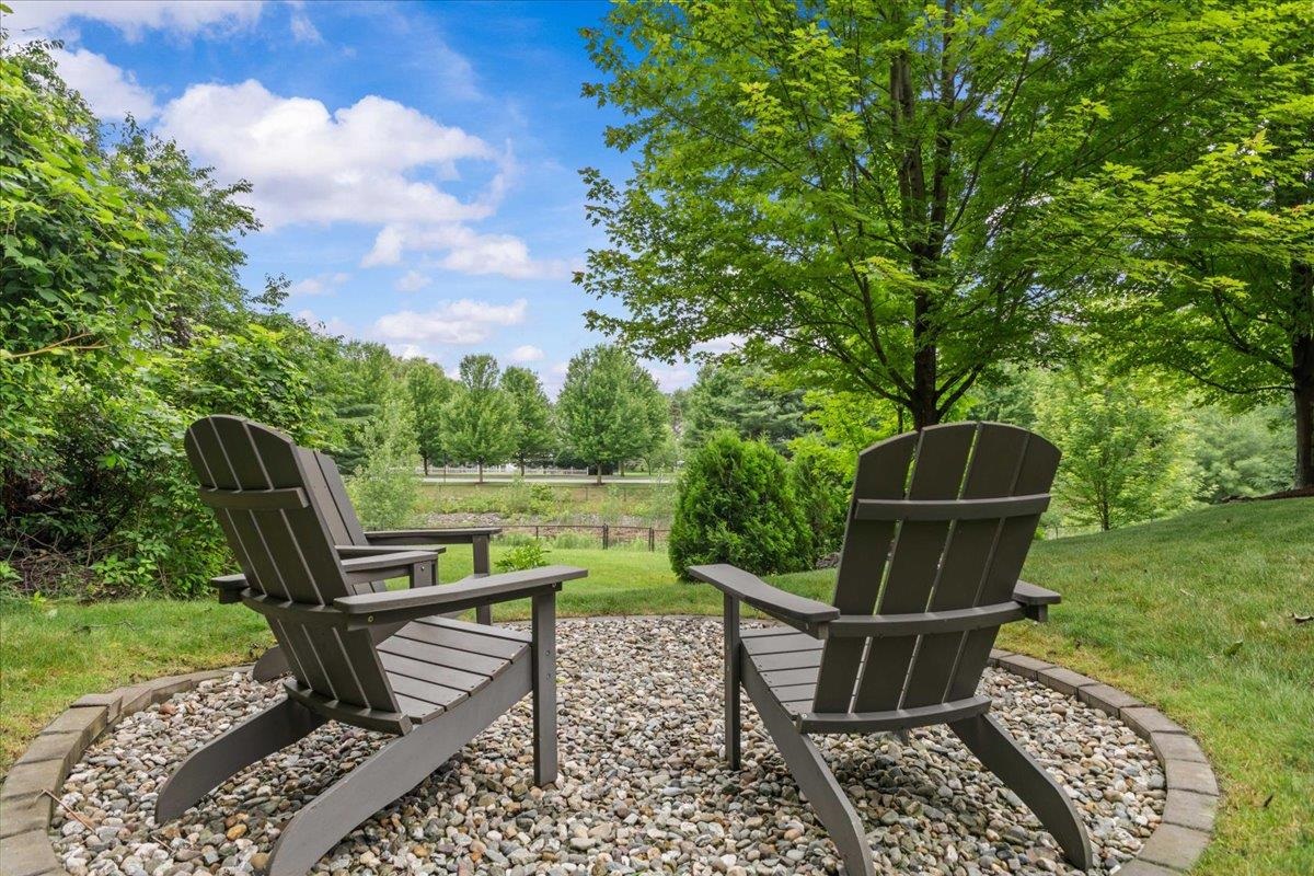 Photo 3 of Single family home for sale at 68 Laurentide Ln, South Burlington, VT 05403 | MLS# 5097253 | Listing updated on 2026-09-14
