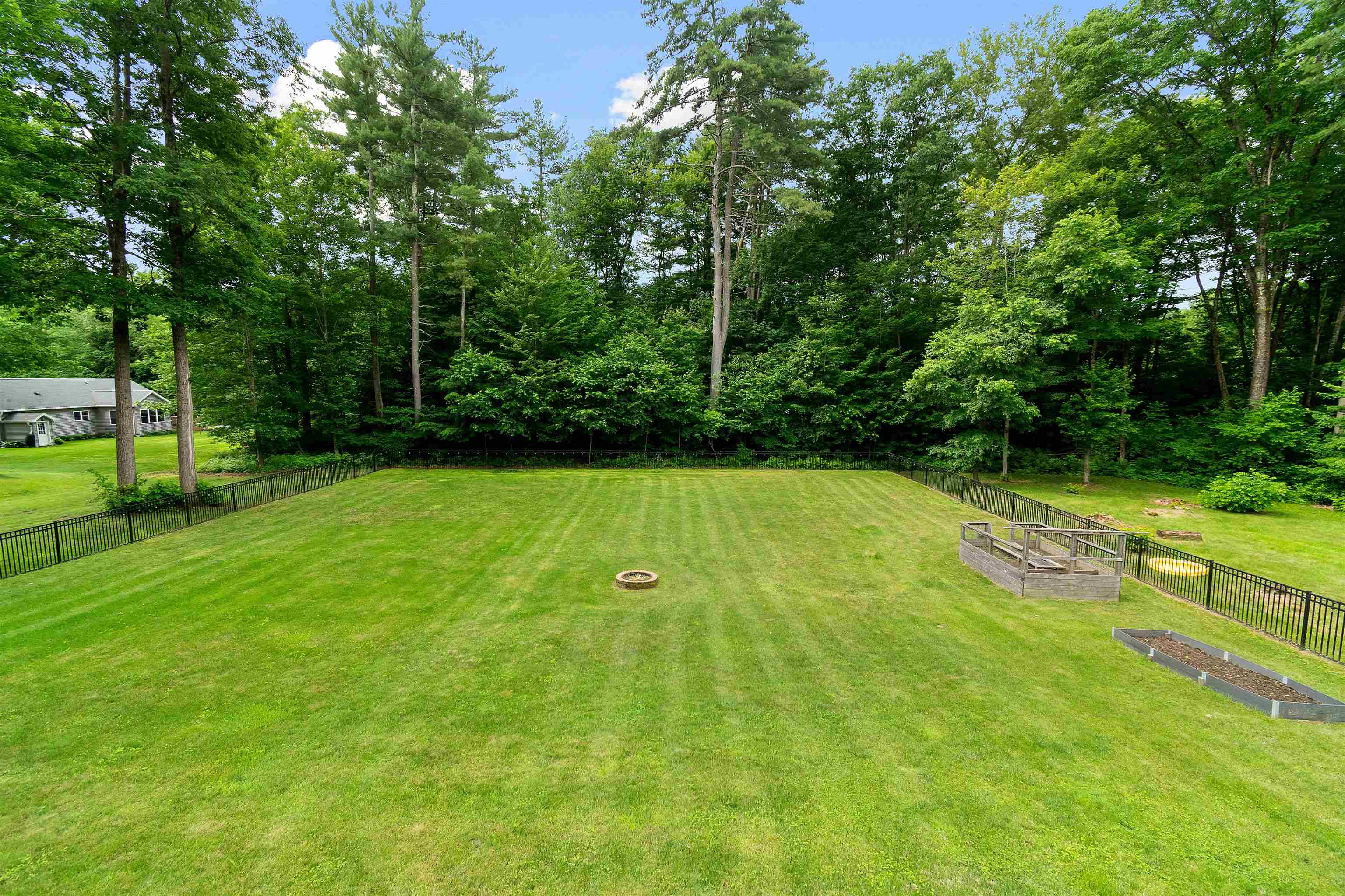 Property photo 44