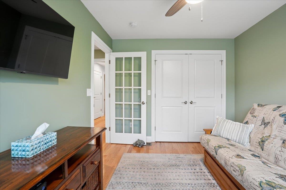 28 Pasture Ln, Nashua, NH 03062