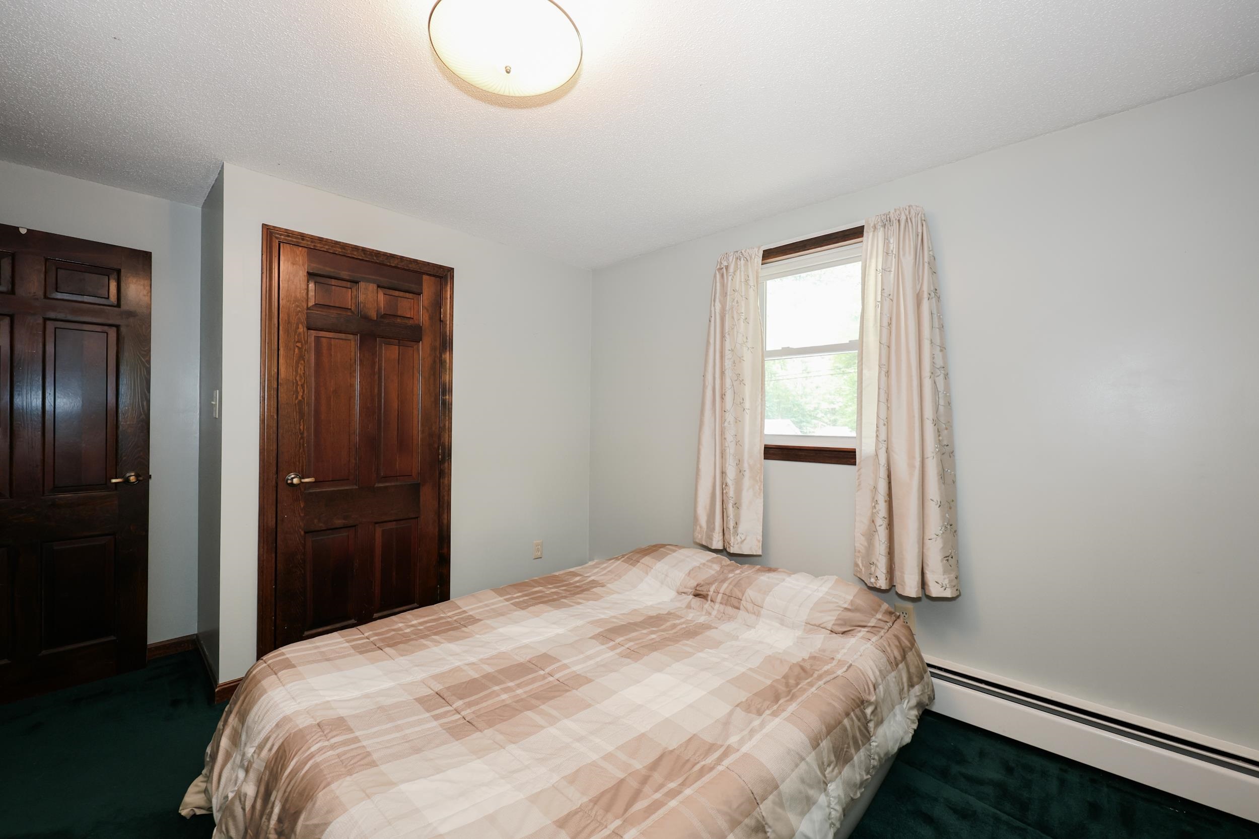 65 Shannon Rd, Salem, NH 03079