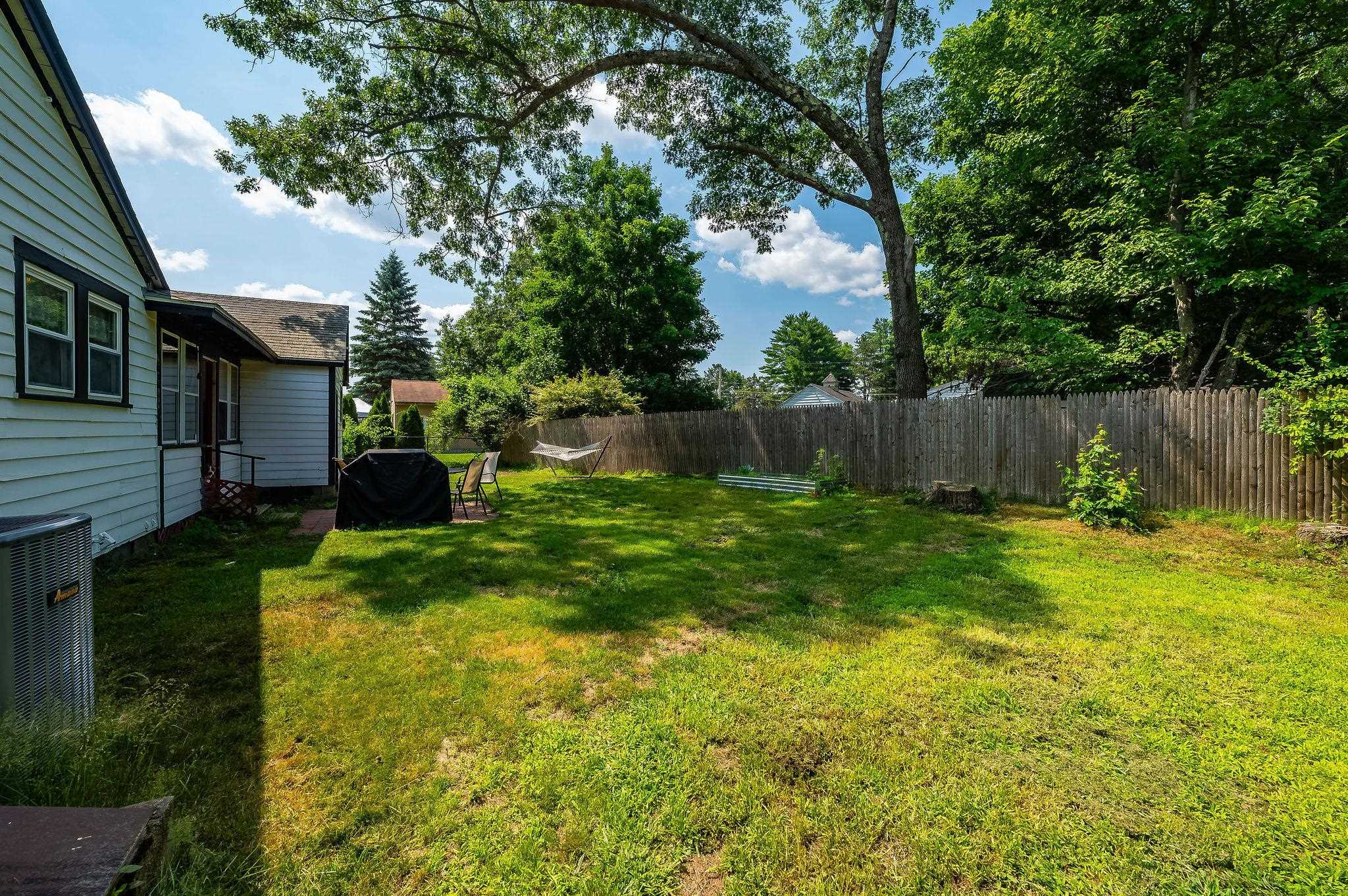 140 Milton Rd, Rochester, NH 03868