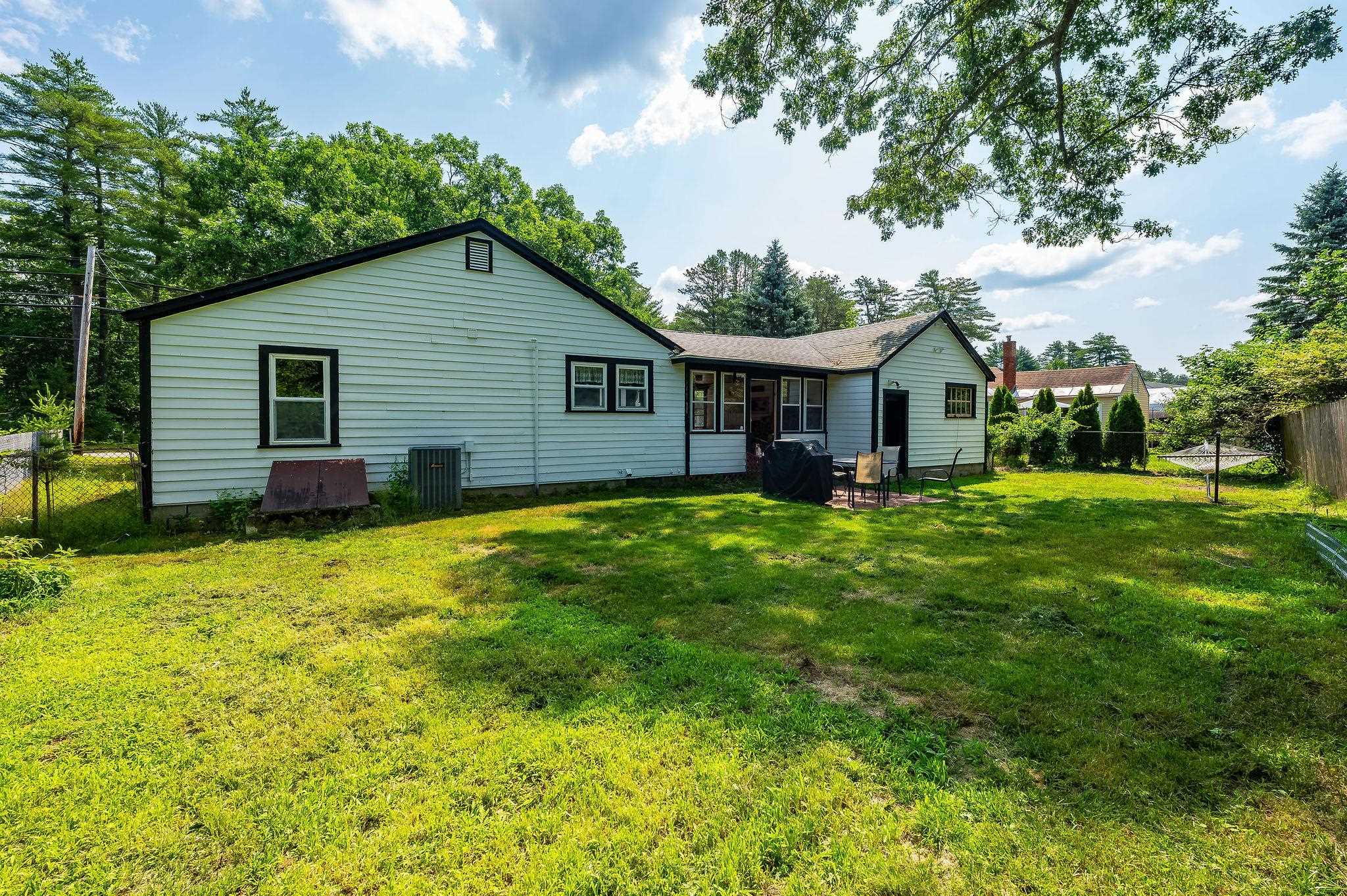 140 Milton Rd, Rochester, NH 03868
