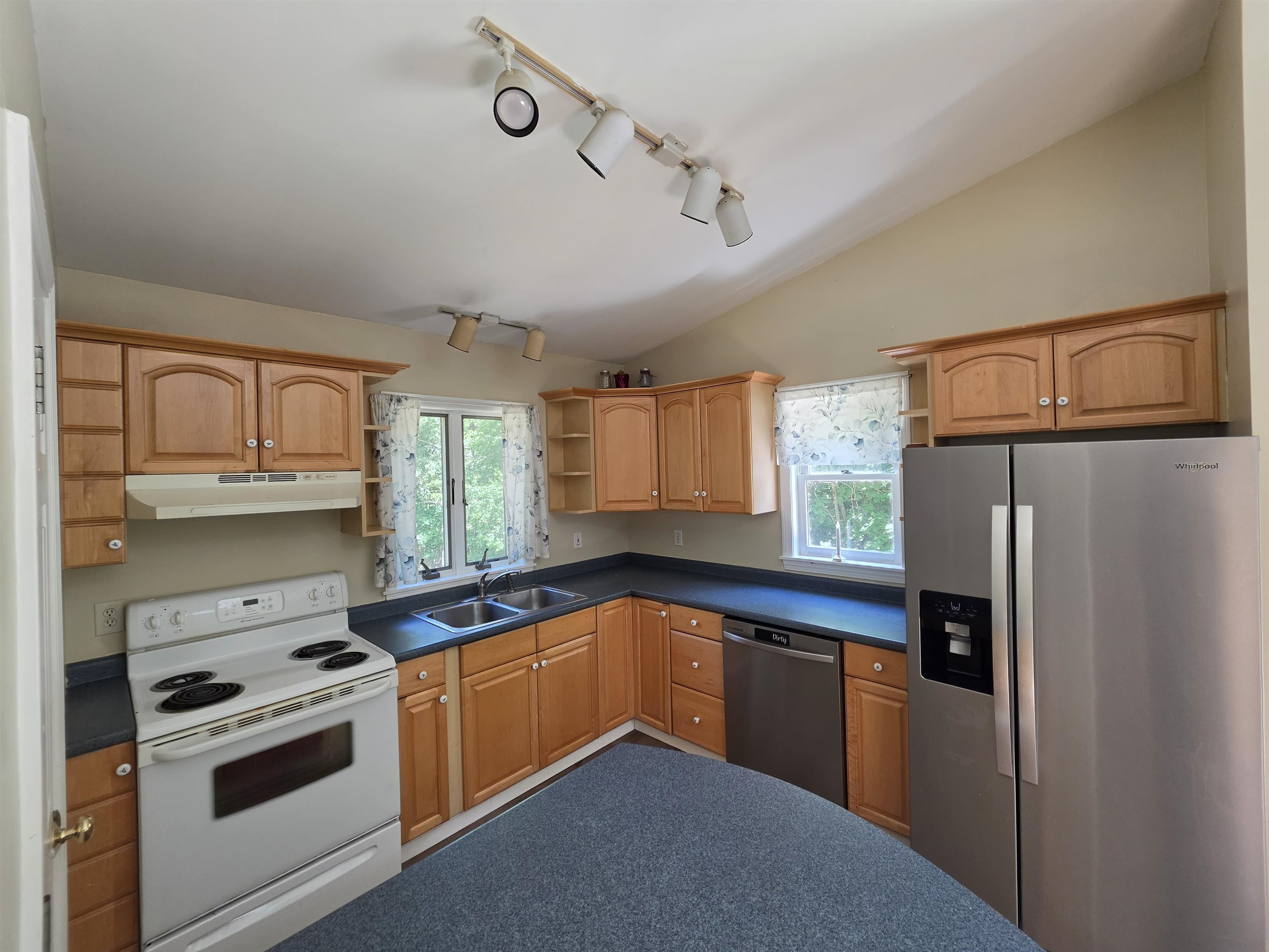1890 Franklin Pierce Highway, Barrington, NH photo 5