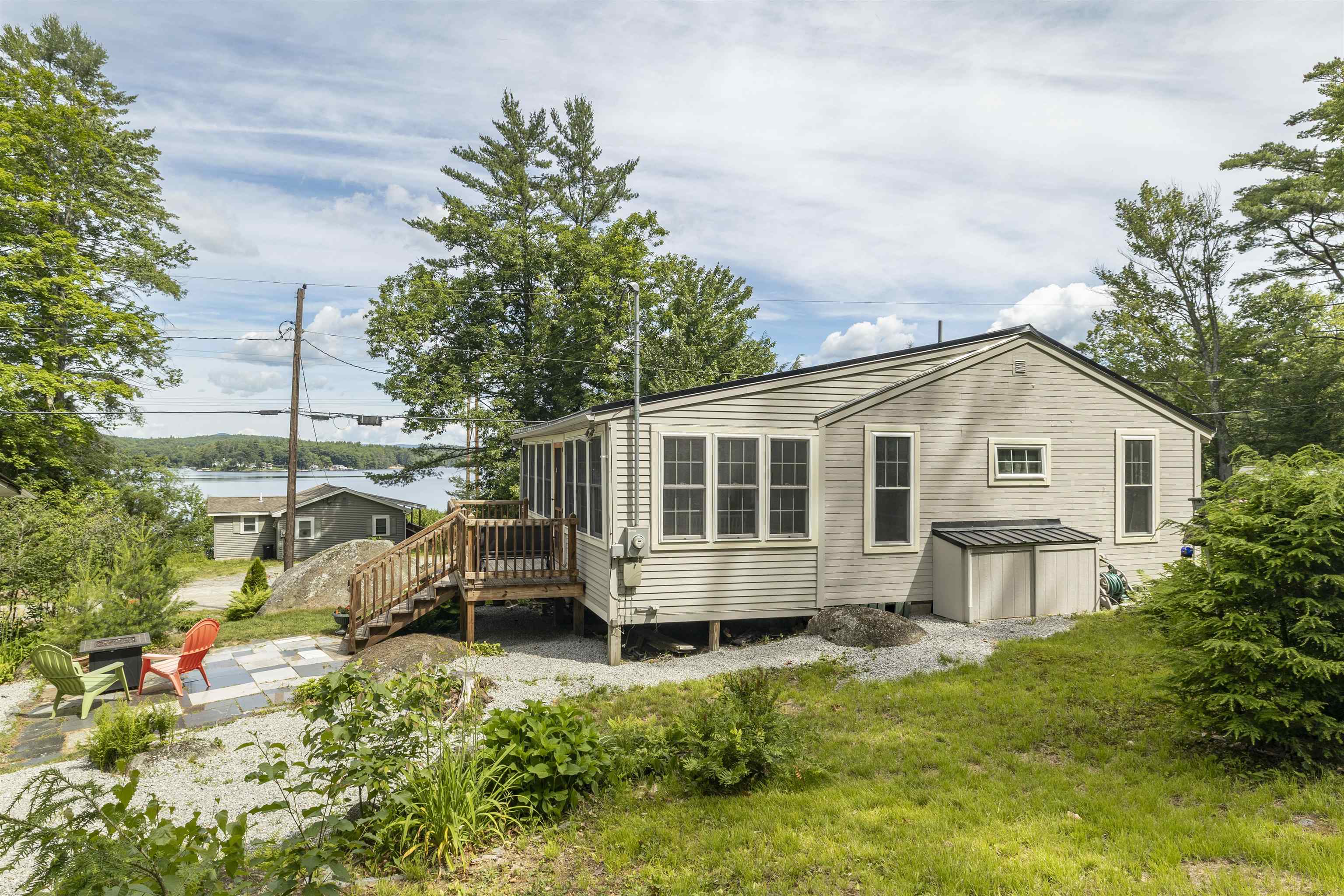 96 Mountainside Dr, Antrim, NH 03440