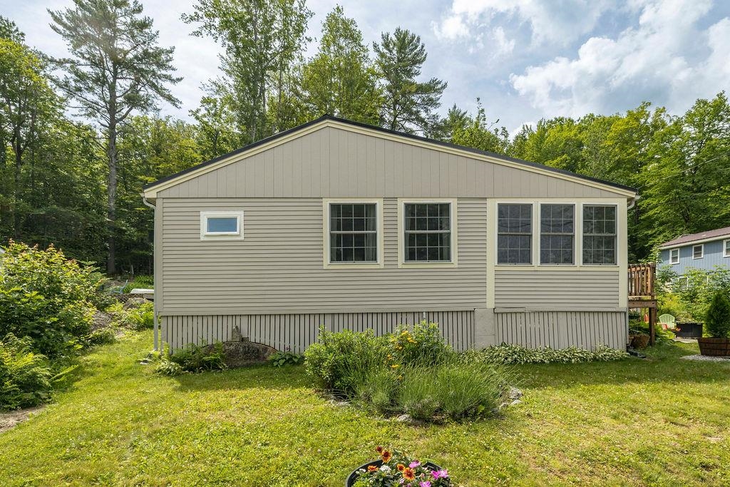 96 Mountainside Dr, Antrim, NH 03440
