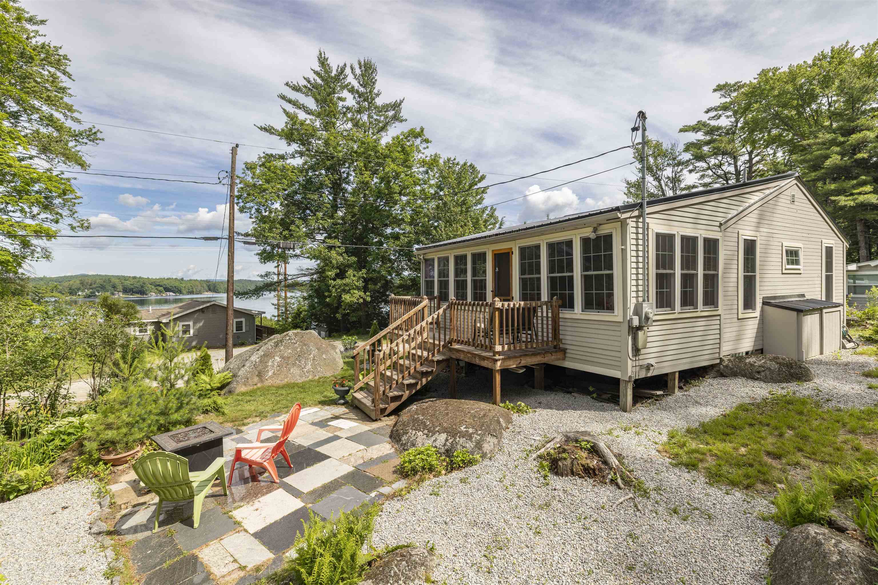 96 Mountainside Dr, Antrim, NH 03440