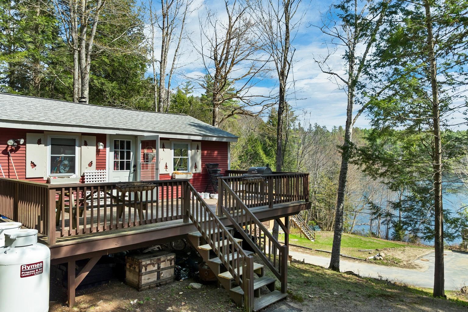 19 Hamlet Dr, Woodstock, NH 03262