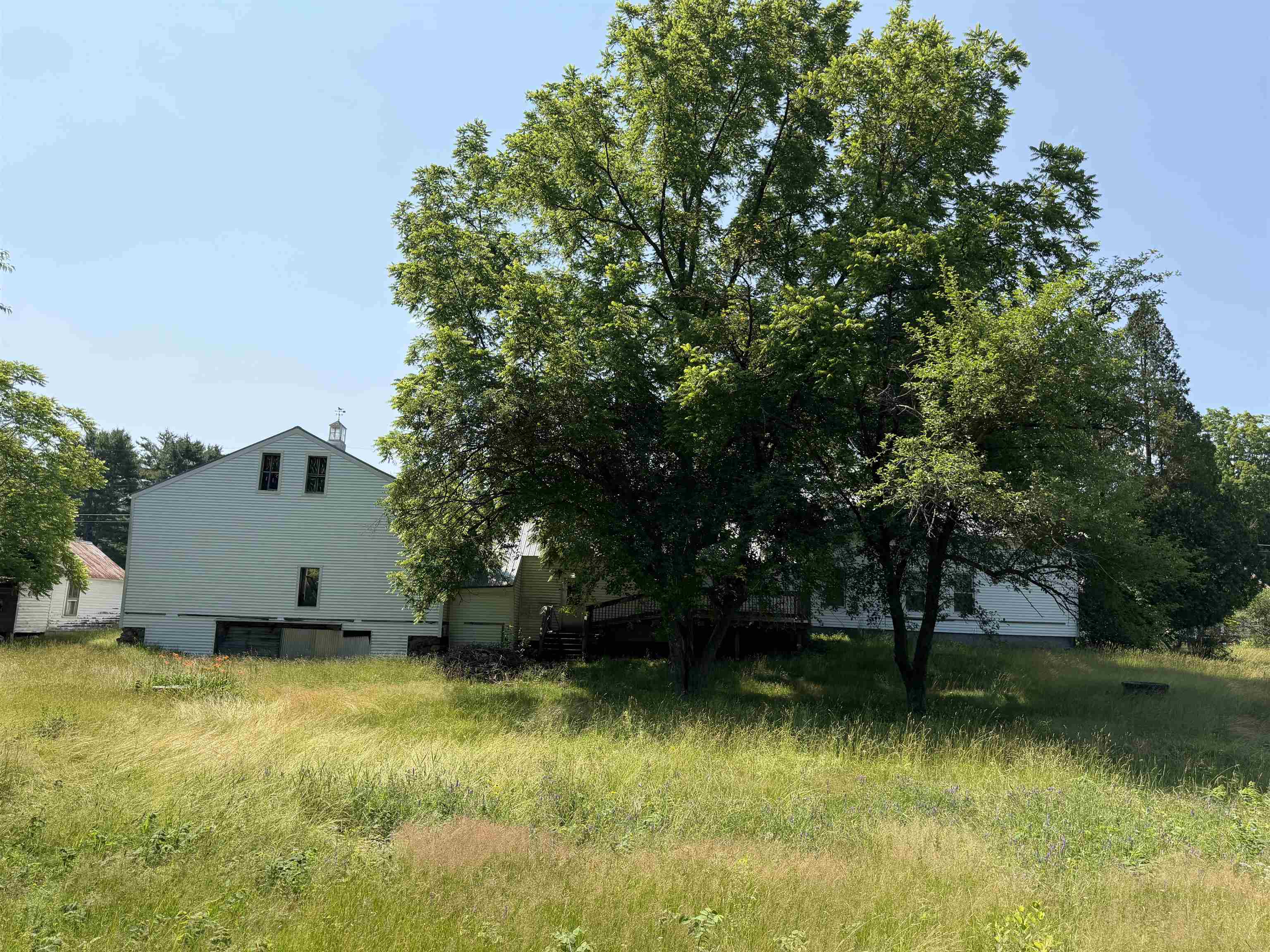 150 School St, Effingham, NH 03882