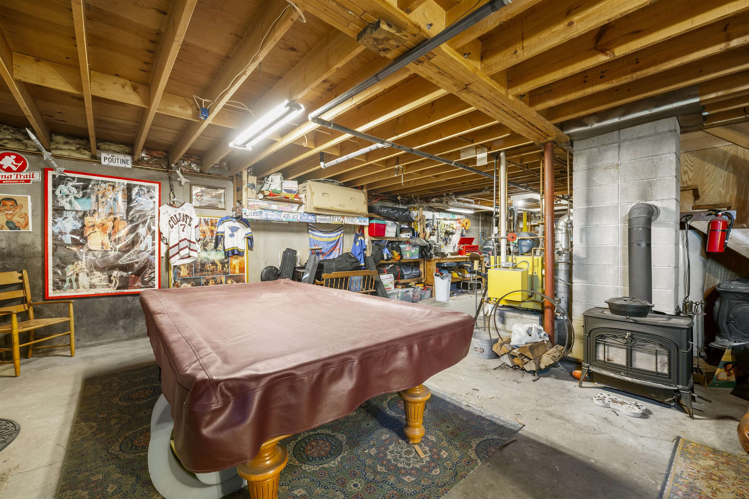 192 Cates Hill Rd, Berlin, NH 03570