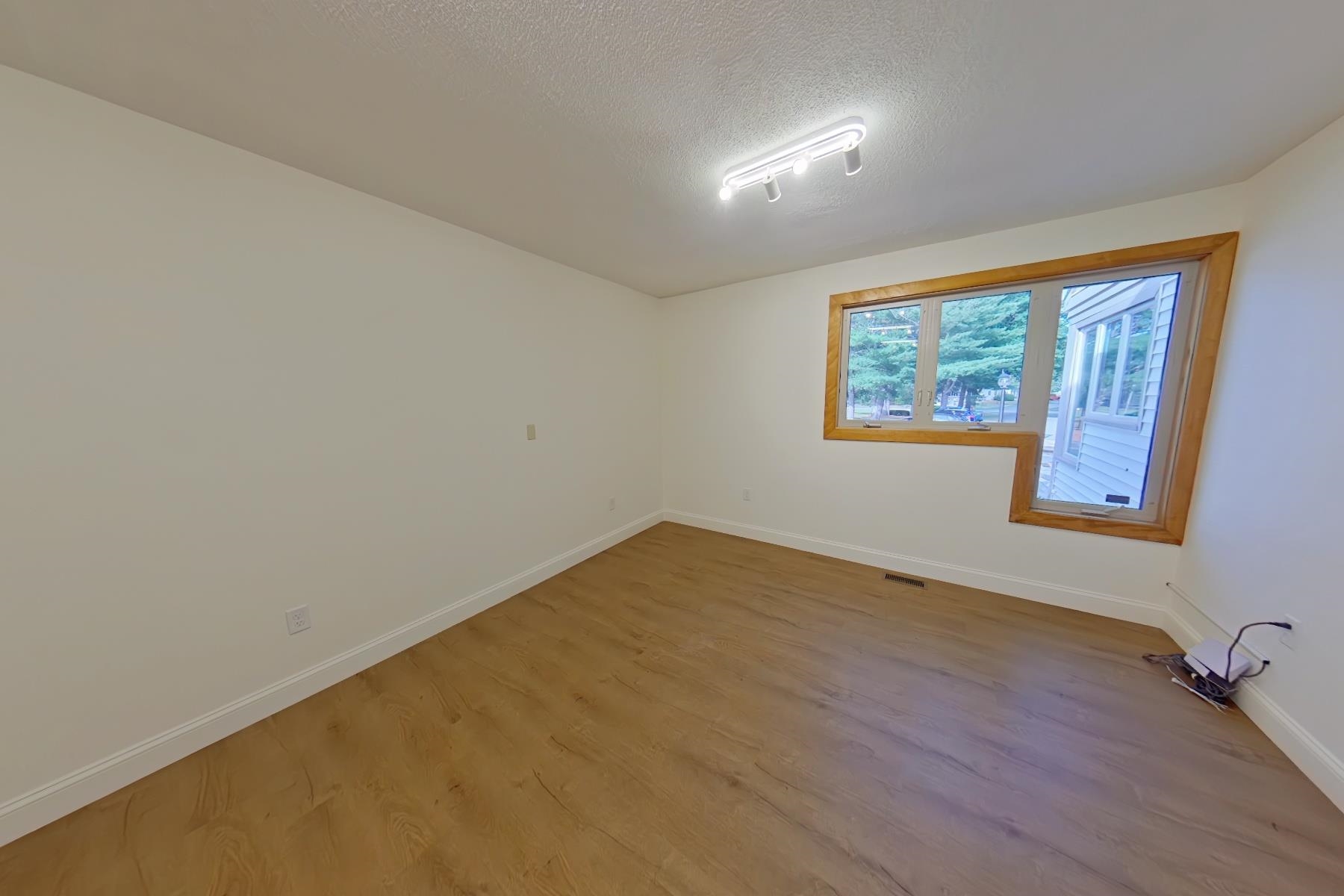 5 Northern Boulevard, Amherst, NH photo 4
