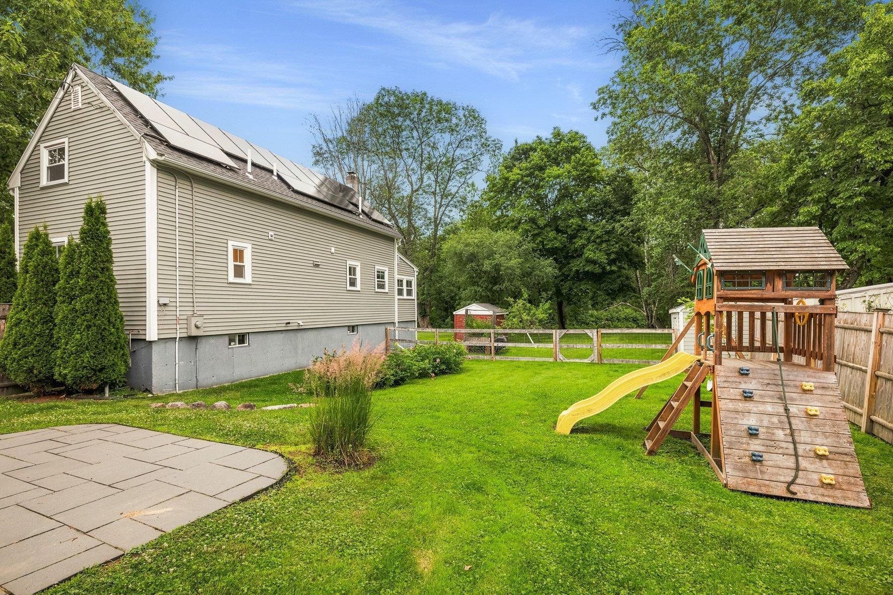 34 River St, Exeter, NH 03833