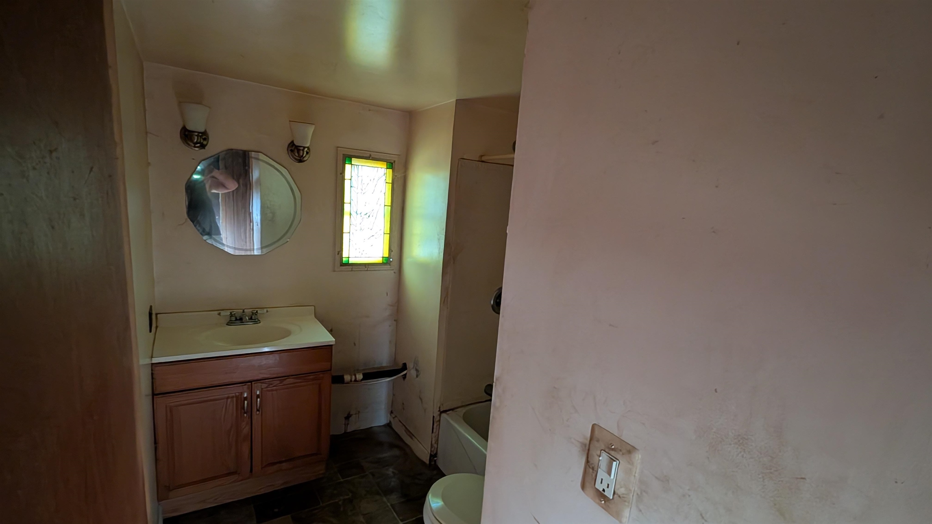 8 Hubbard Rd, Deering, NH 03244