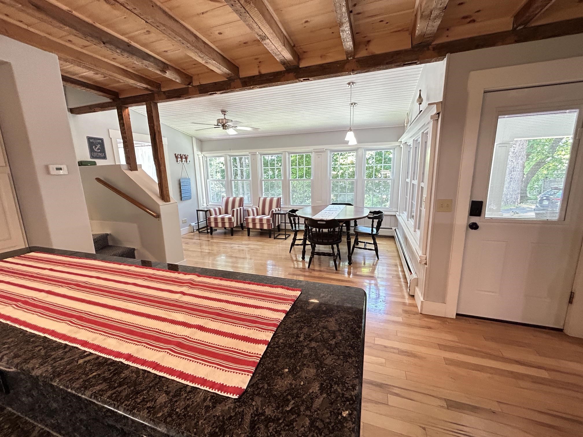 146 N Main St, Wolfeboro, NH 03894