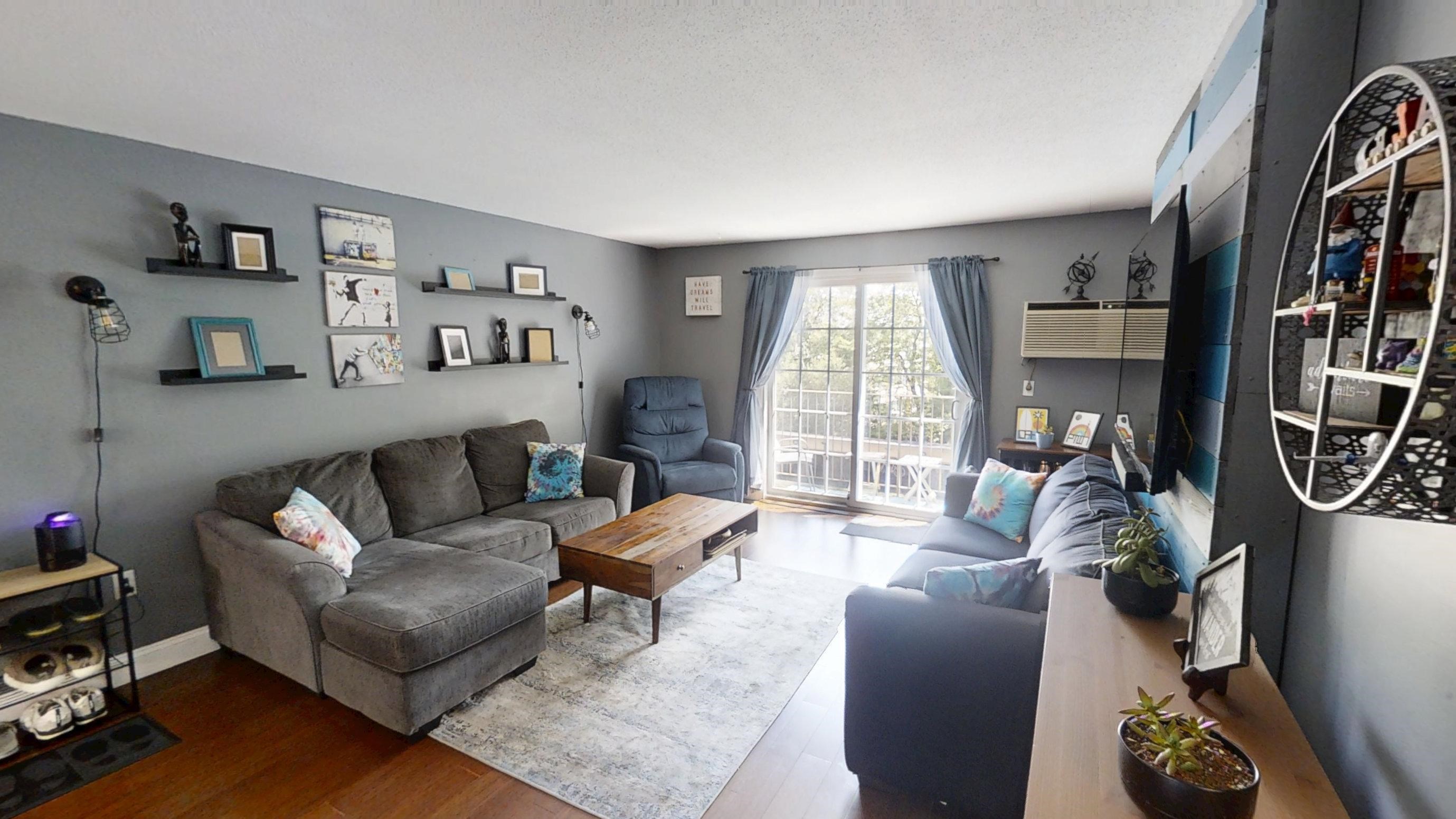 7 Autumn Leaf Dr #24, Nashua, NH 03060