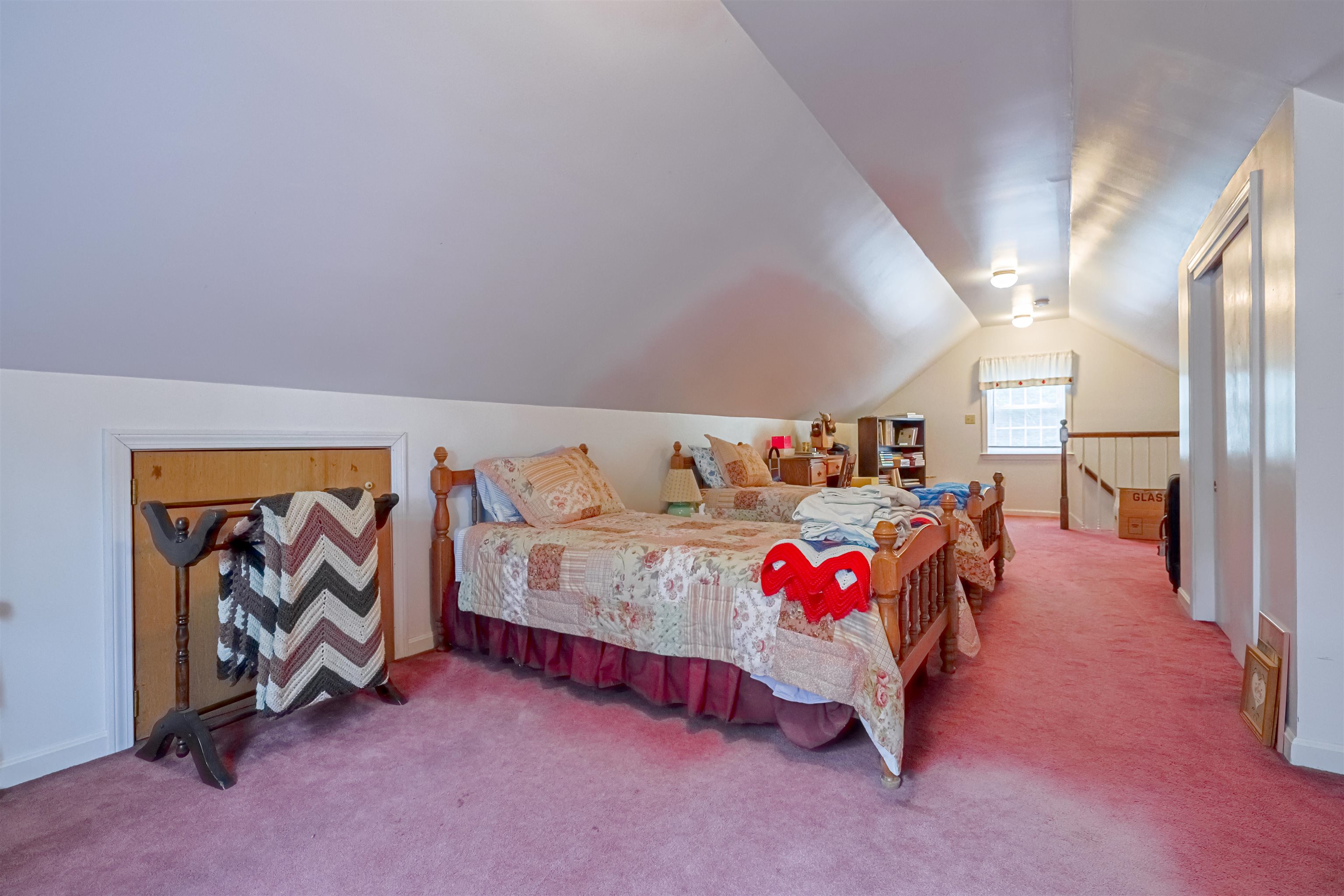 5 Taschereau Dr, Mont Vernon, NH 03057