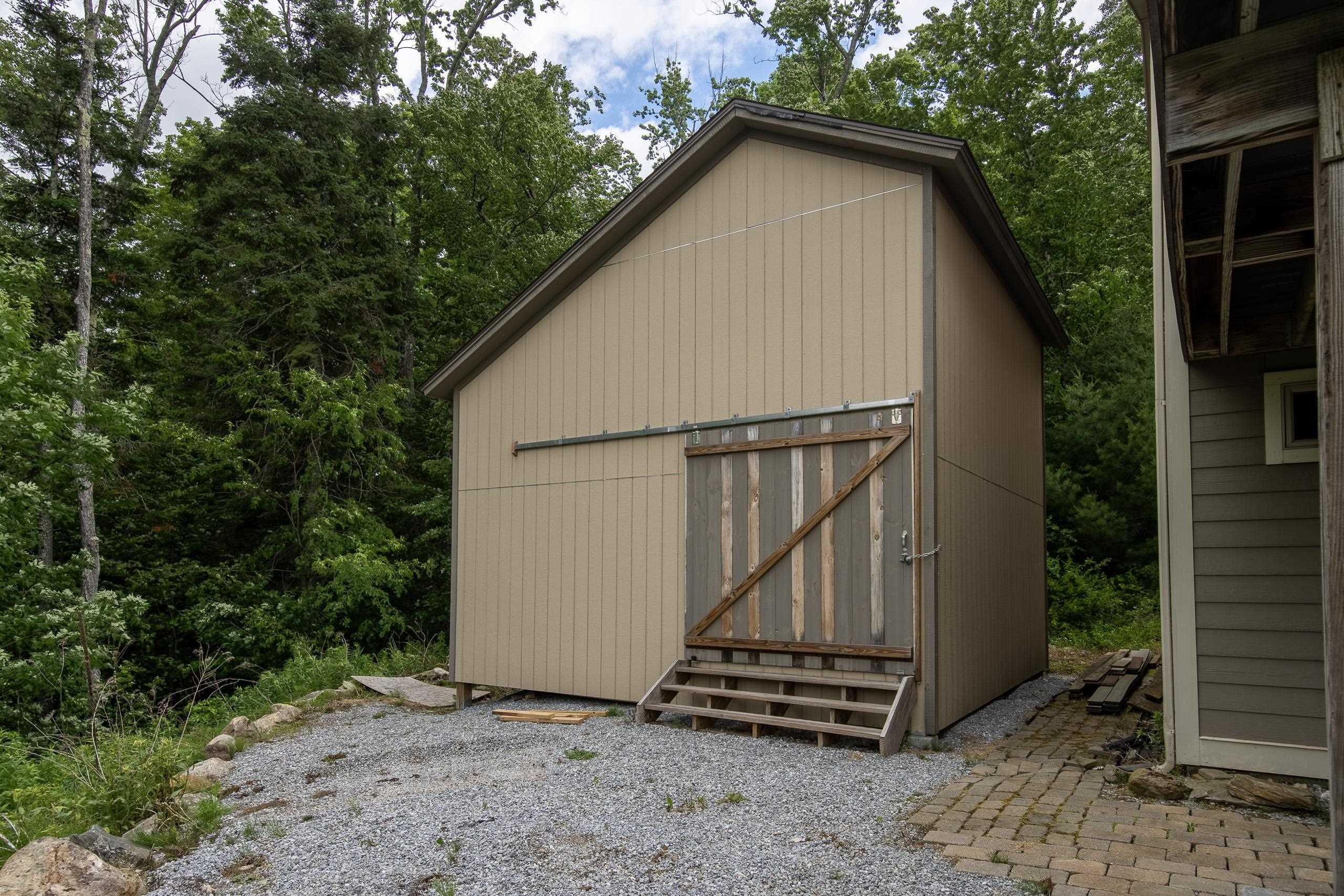 Property photo 37