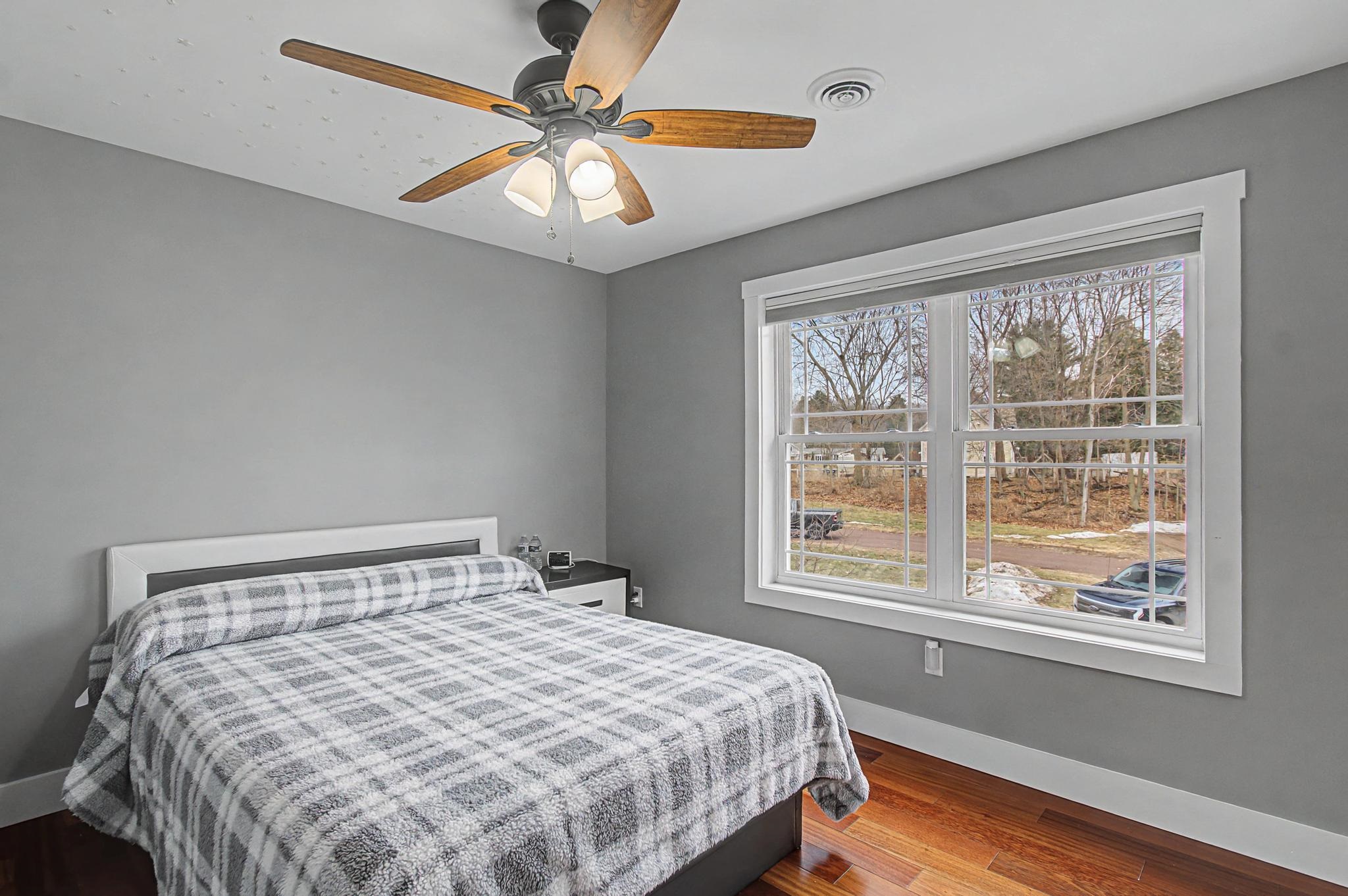 Property photo 34