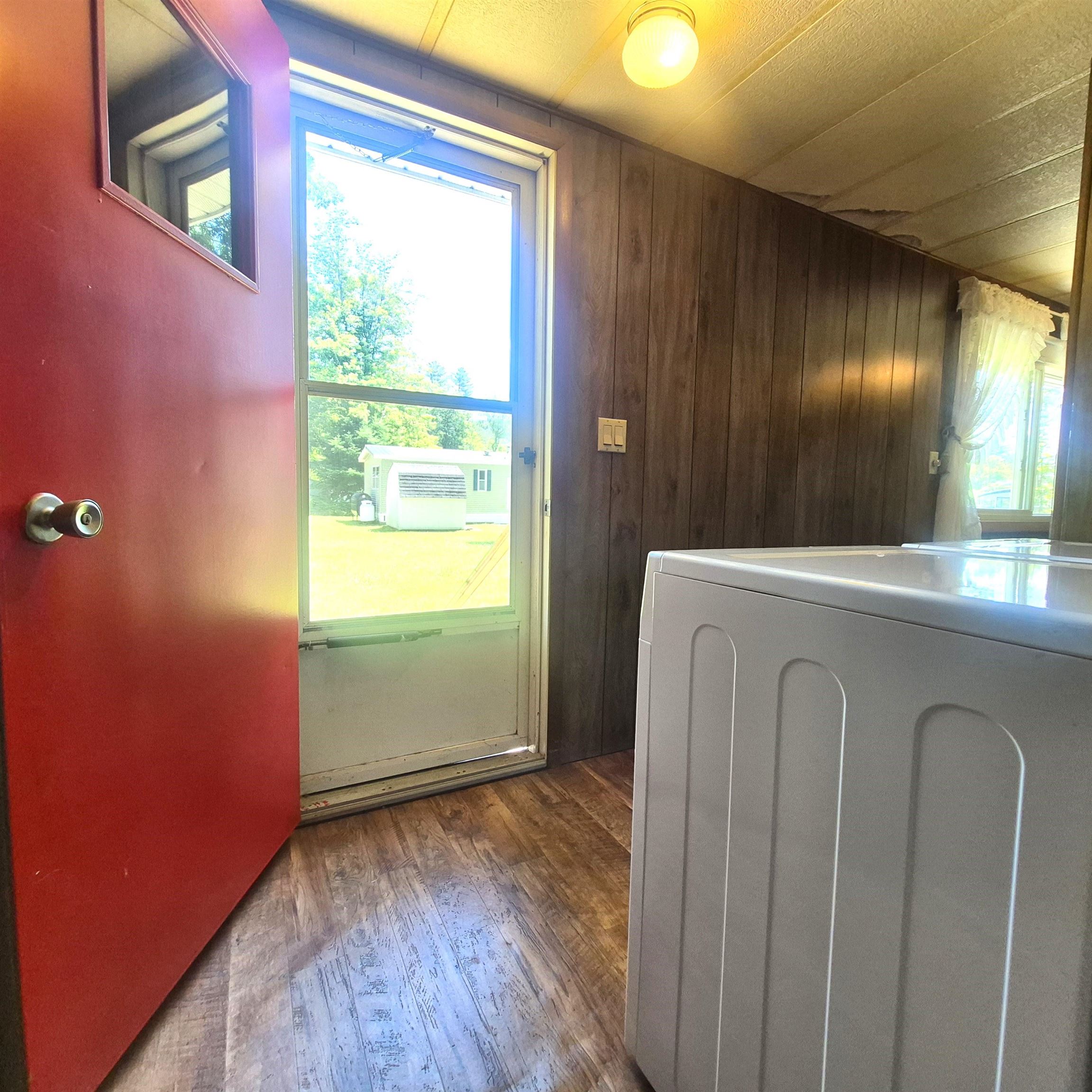 Back door 25651300