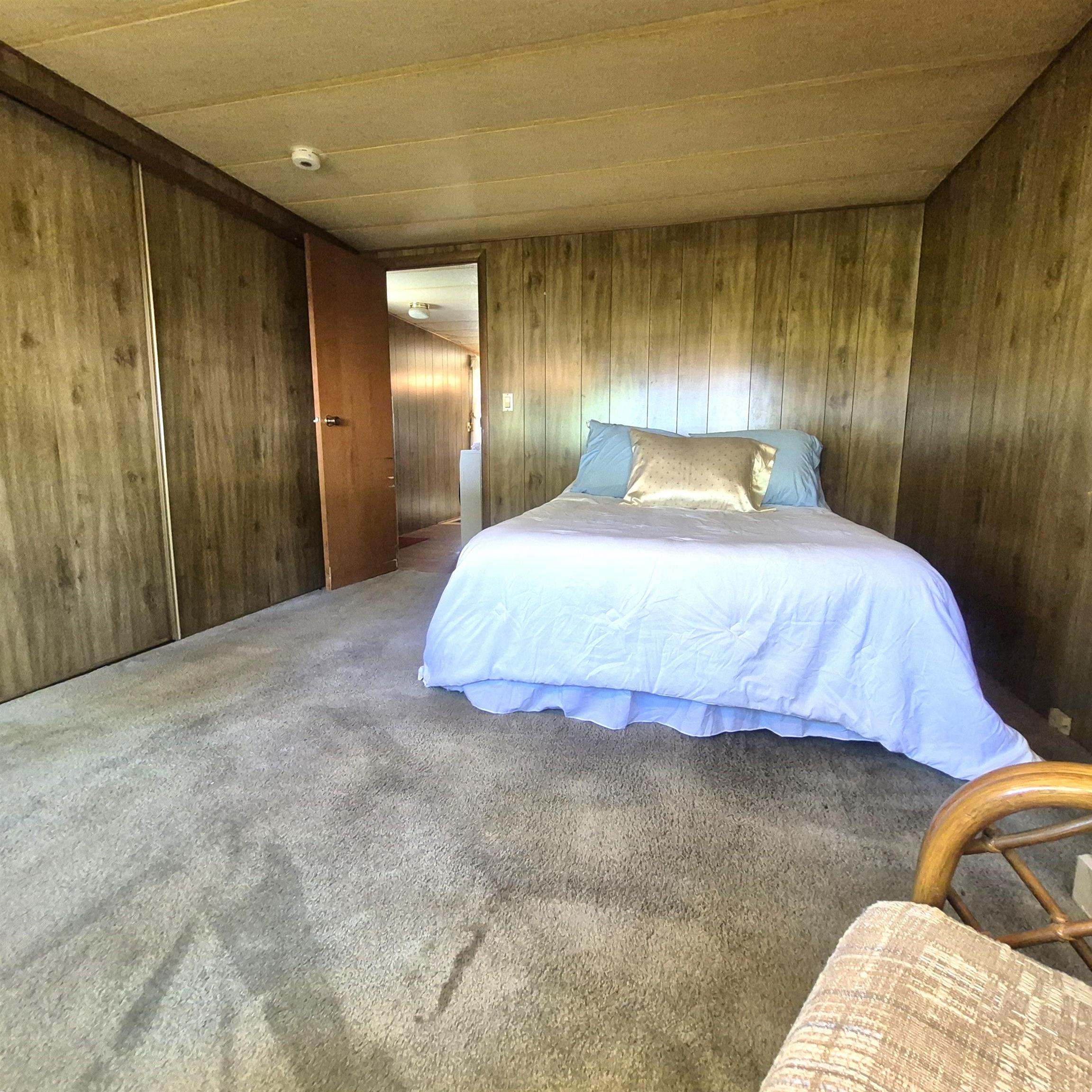 Primary bedroom with spacious closet 25651289