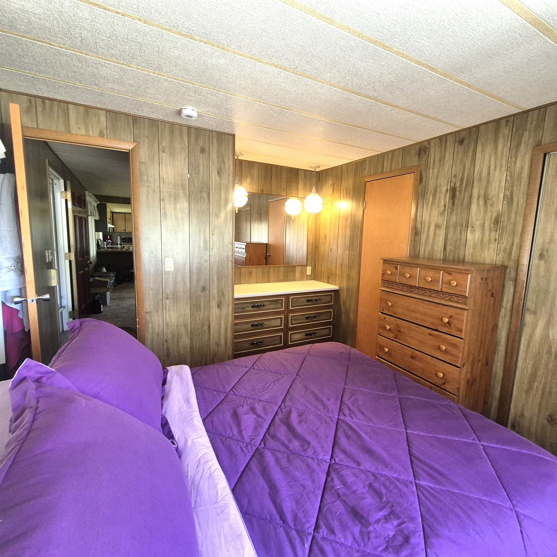 Second bedroom 25651321