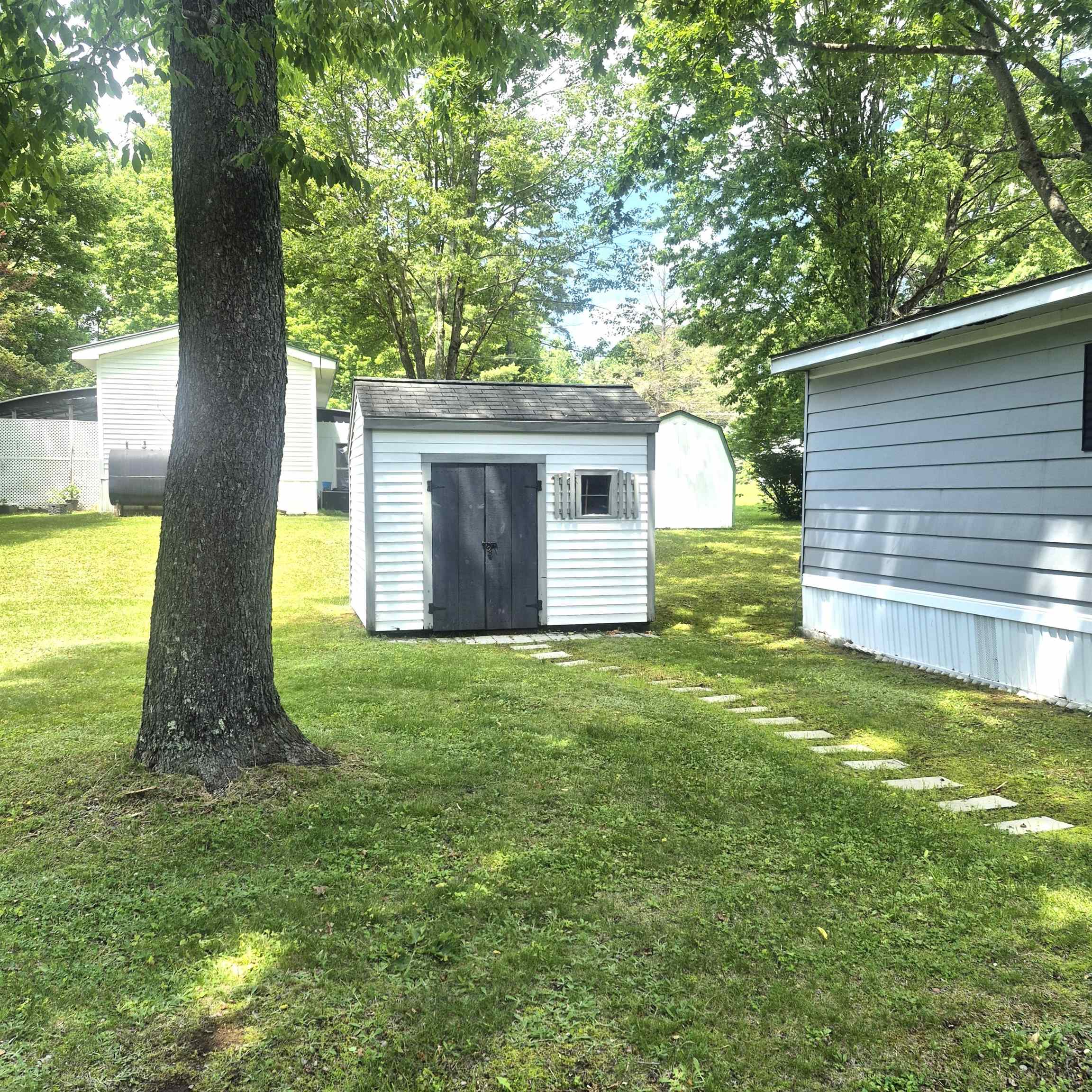 11 Angela Pl #11, Claremont, NH 03743