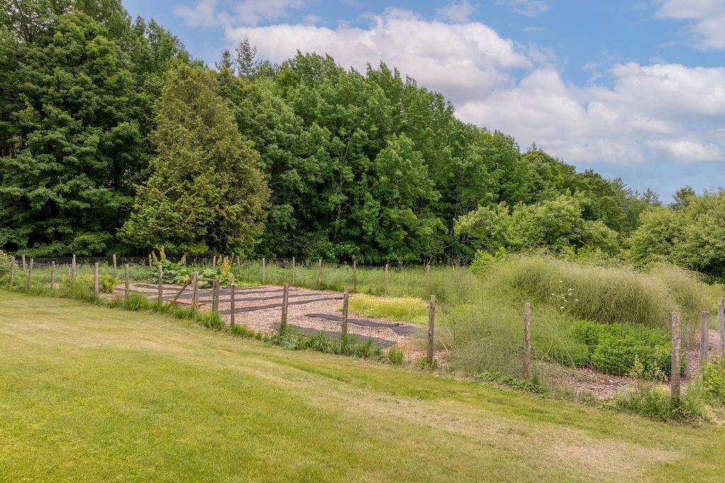 Property photo 42